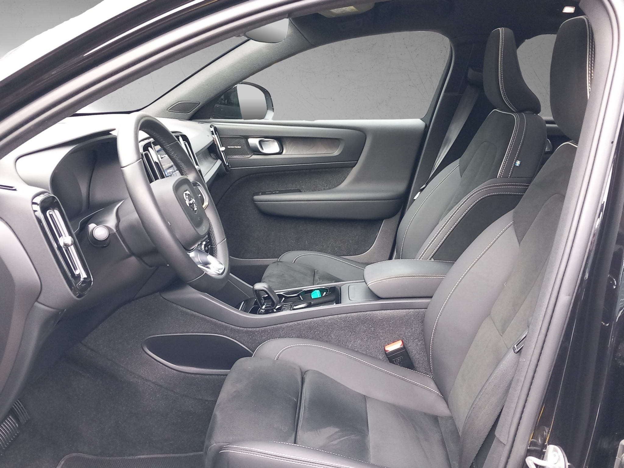 listing desktop thumbnail image 11