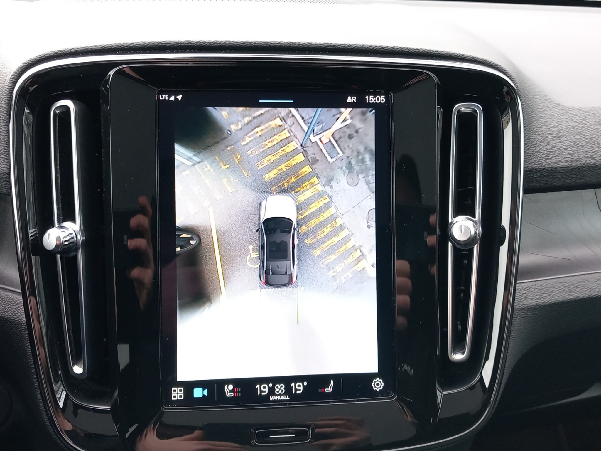 listing desktop thumbnail image 19