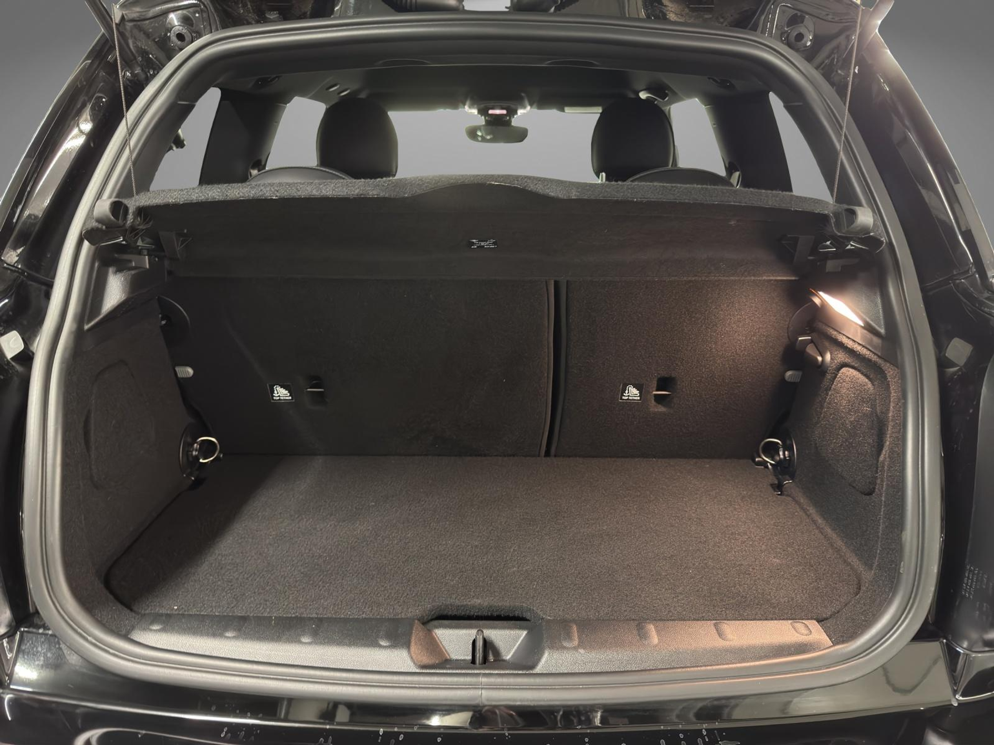 listing desktop thumbnail image 9