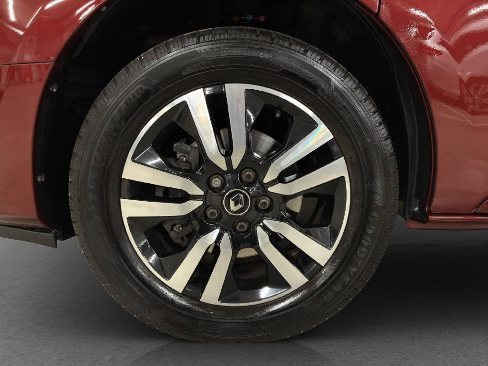 listing desktop thumbnail image 14