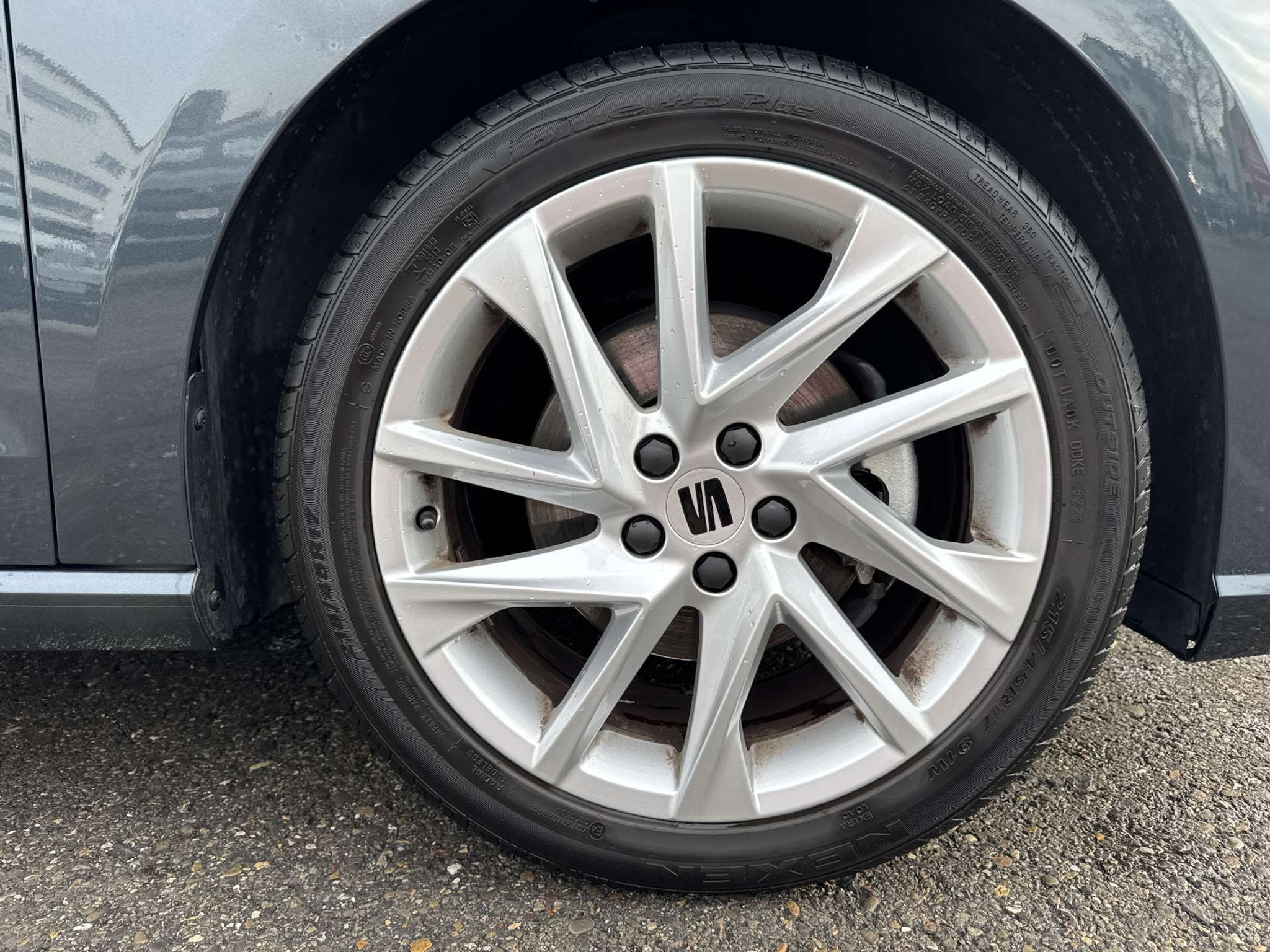 listing desktop thumbnail image 8