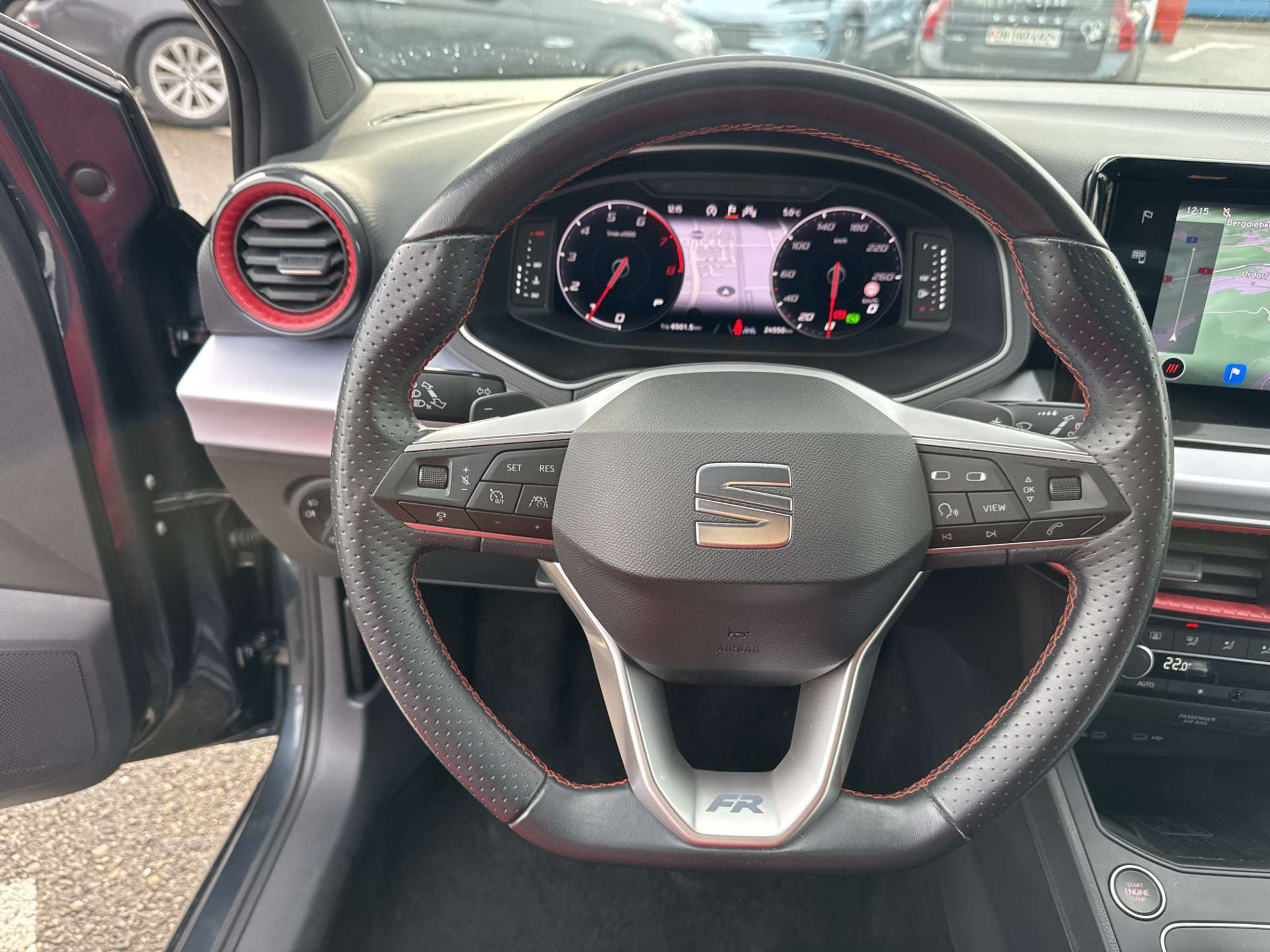 listing desktop thumbnail image 15