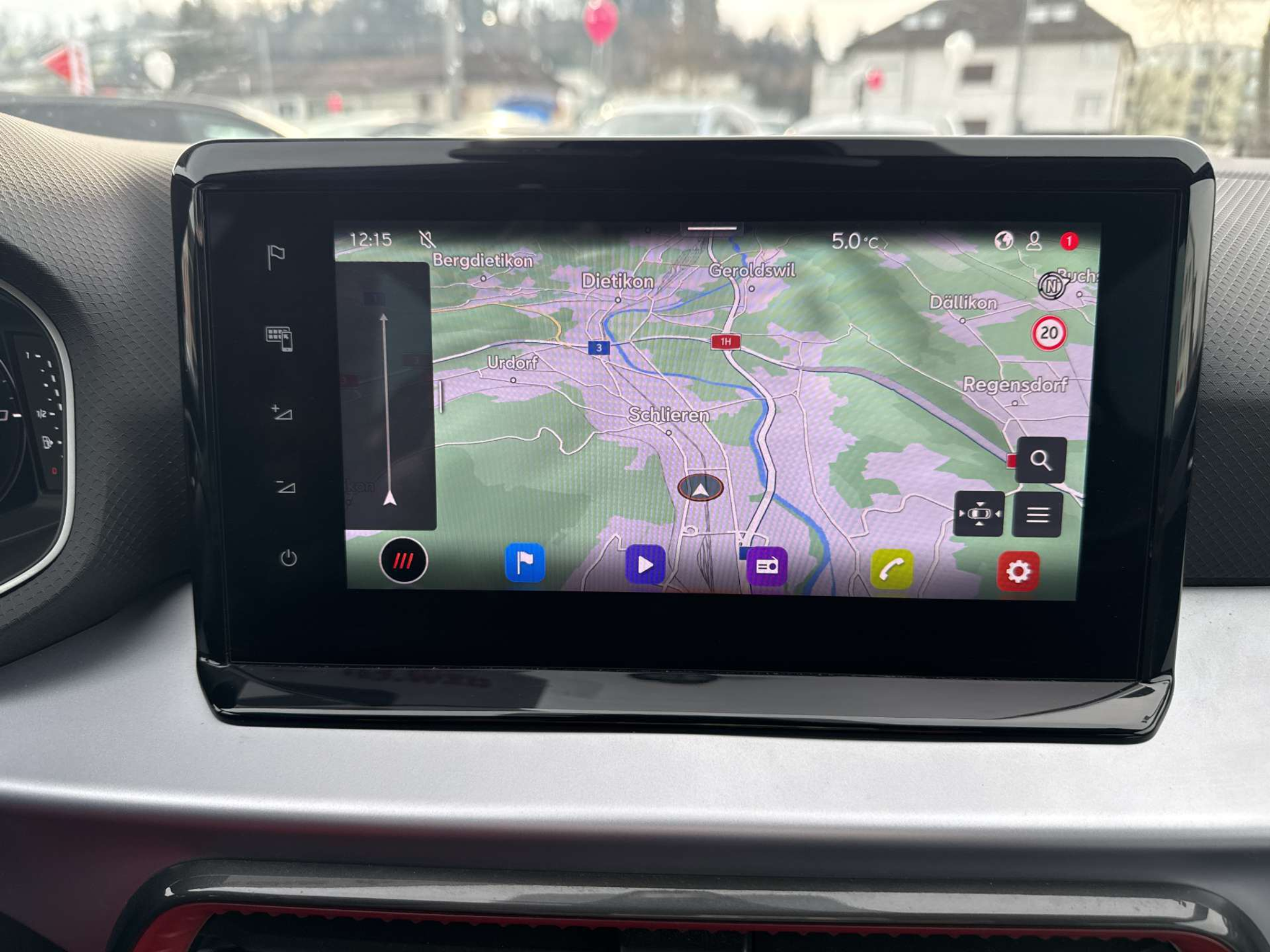 listing desktop thumbnail image 1