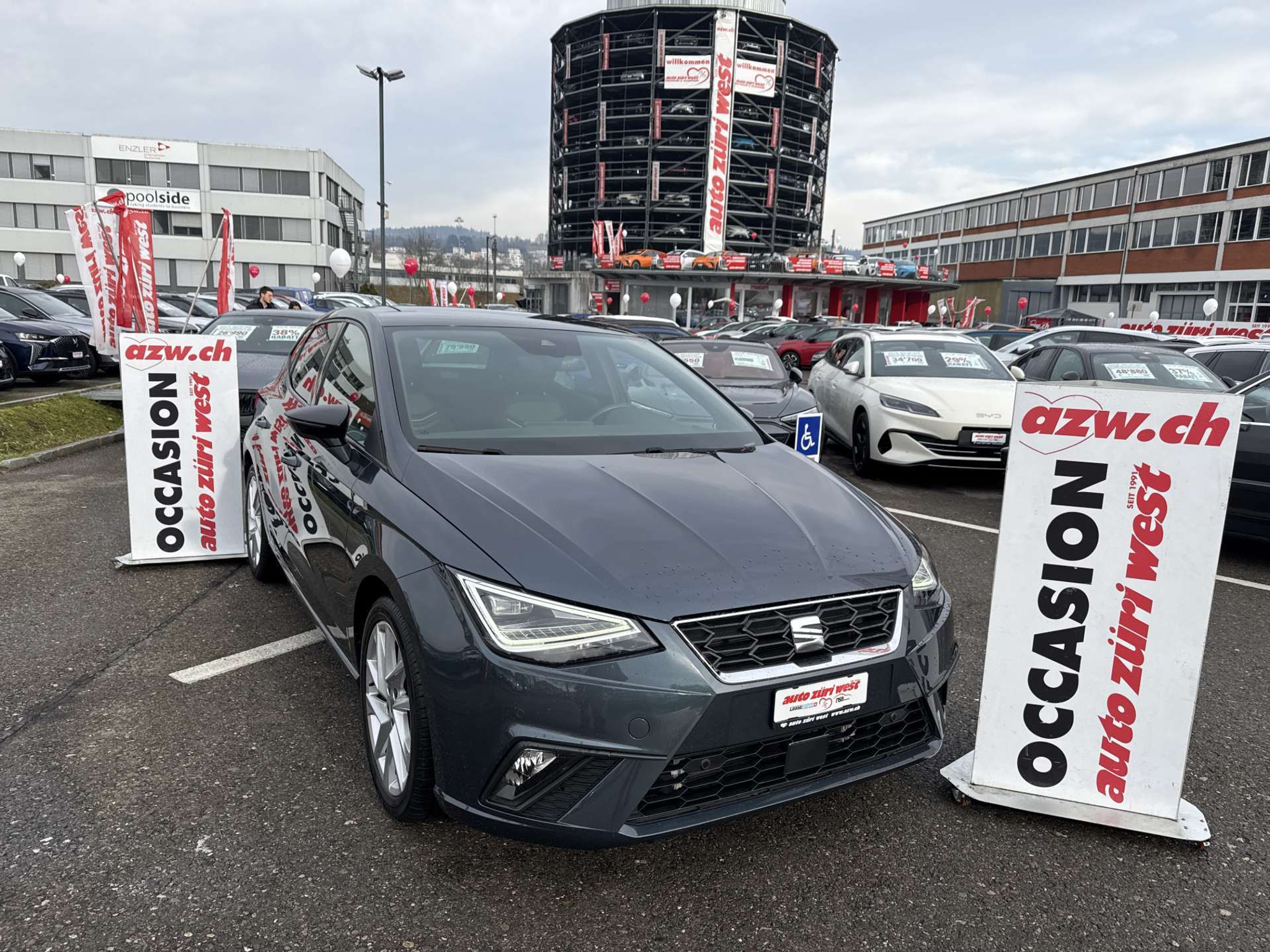 listing desktop thumbnail image 0