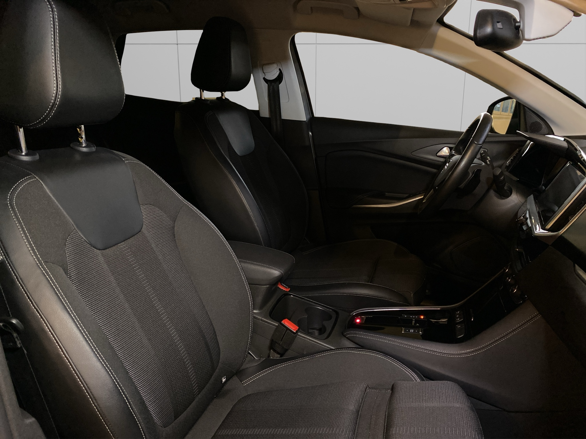 listing desktop thumbnail image 14