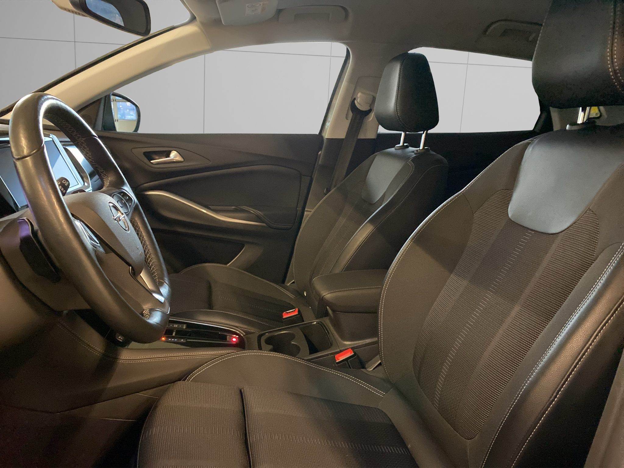 listing desktop thumbnail image 10