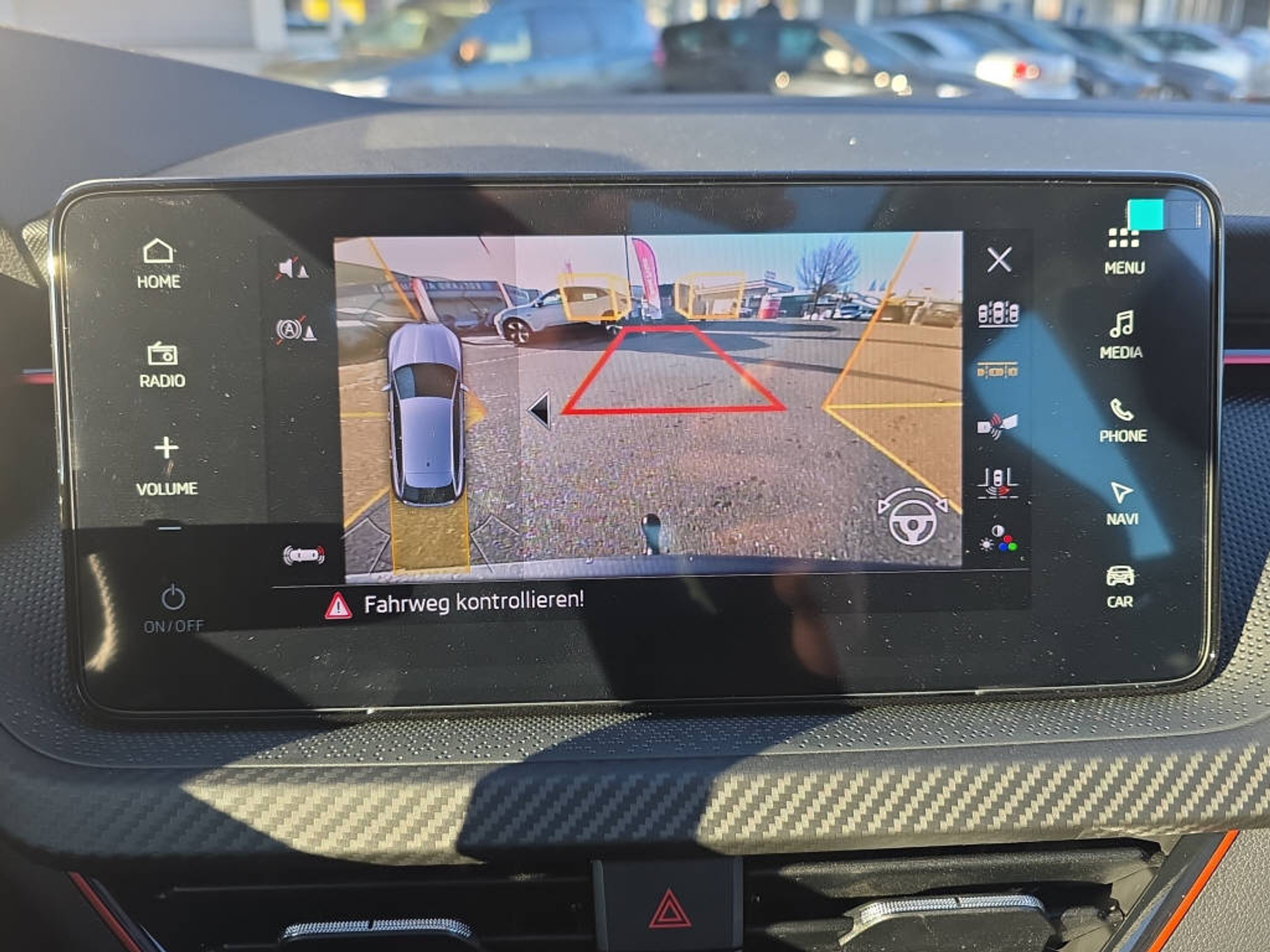 listing desktop thumbnail image 23