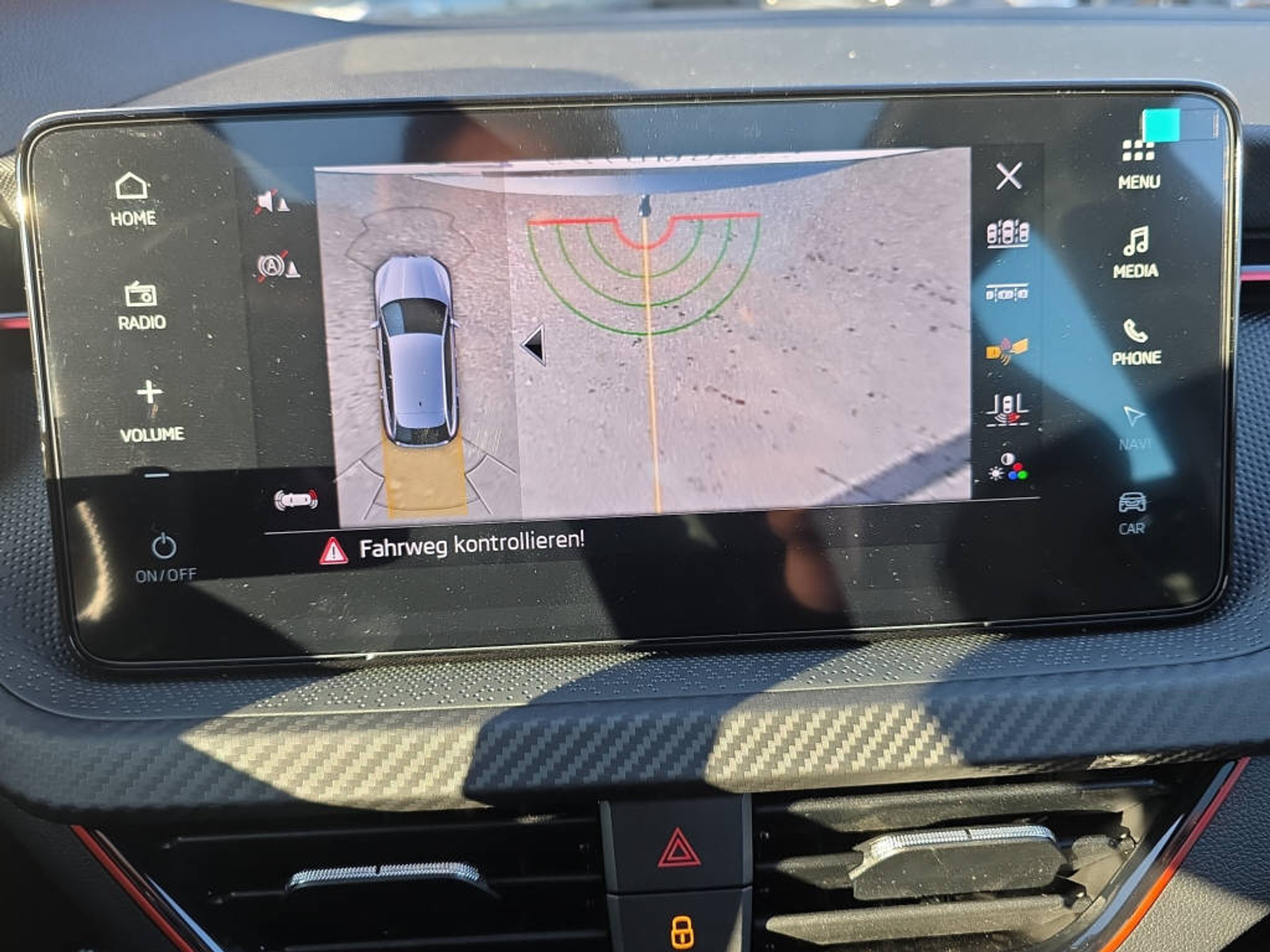 listing desktop thumbnail image 24