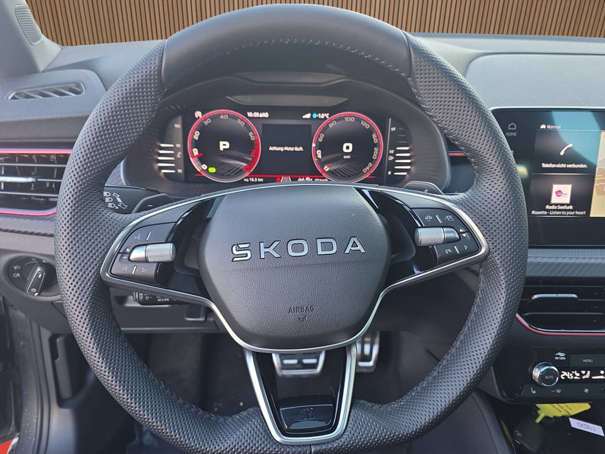 listing desktop thumbnail image 10