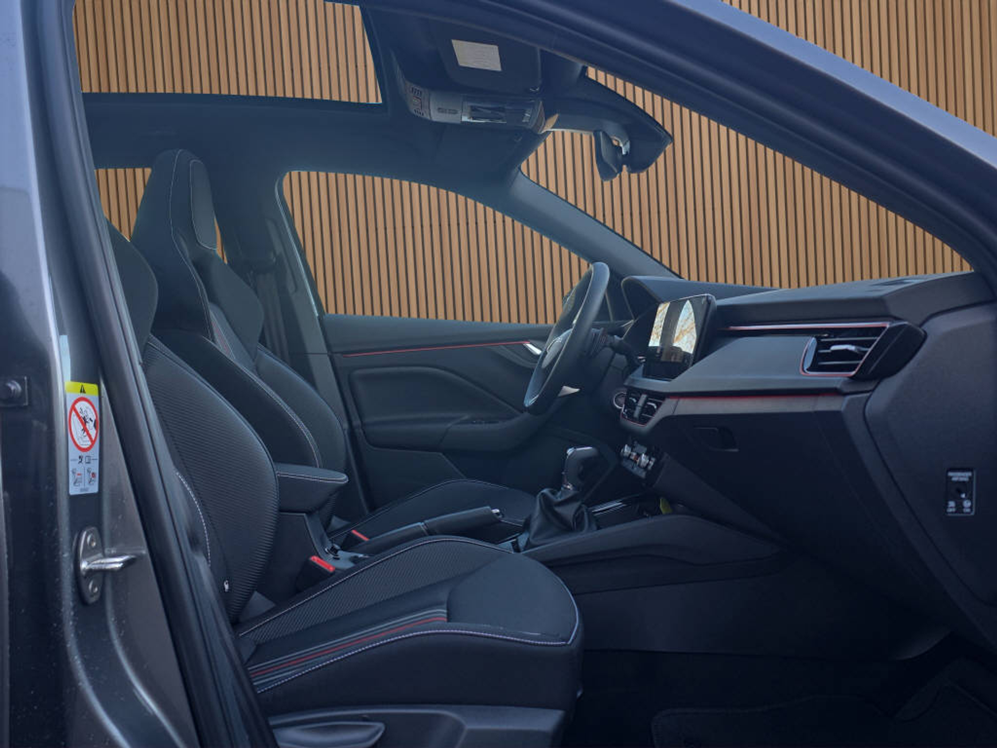 listing desktop thumbnail image 20