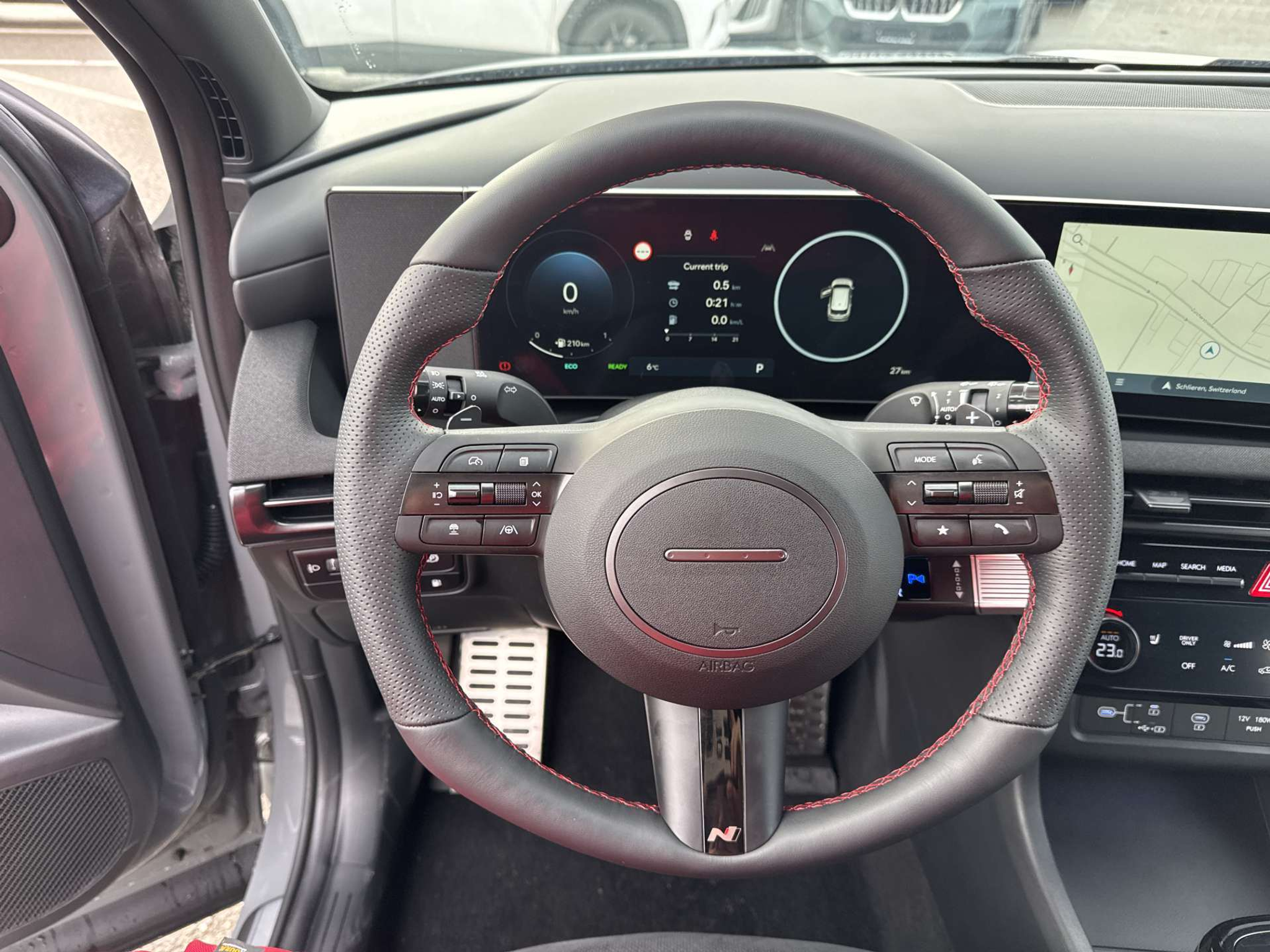 listing desktop thumbnail image 15