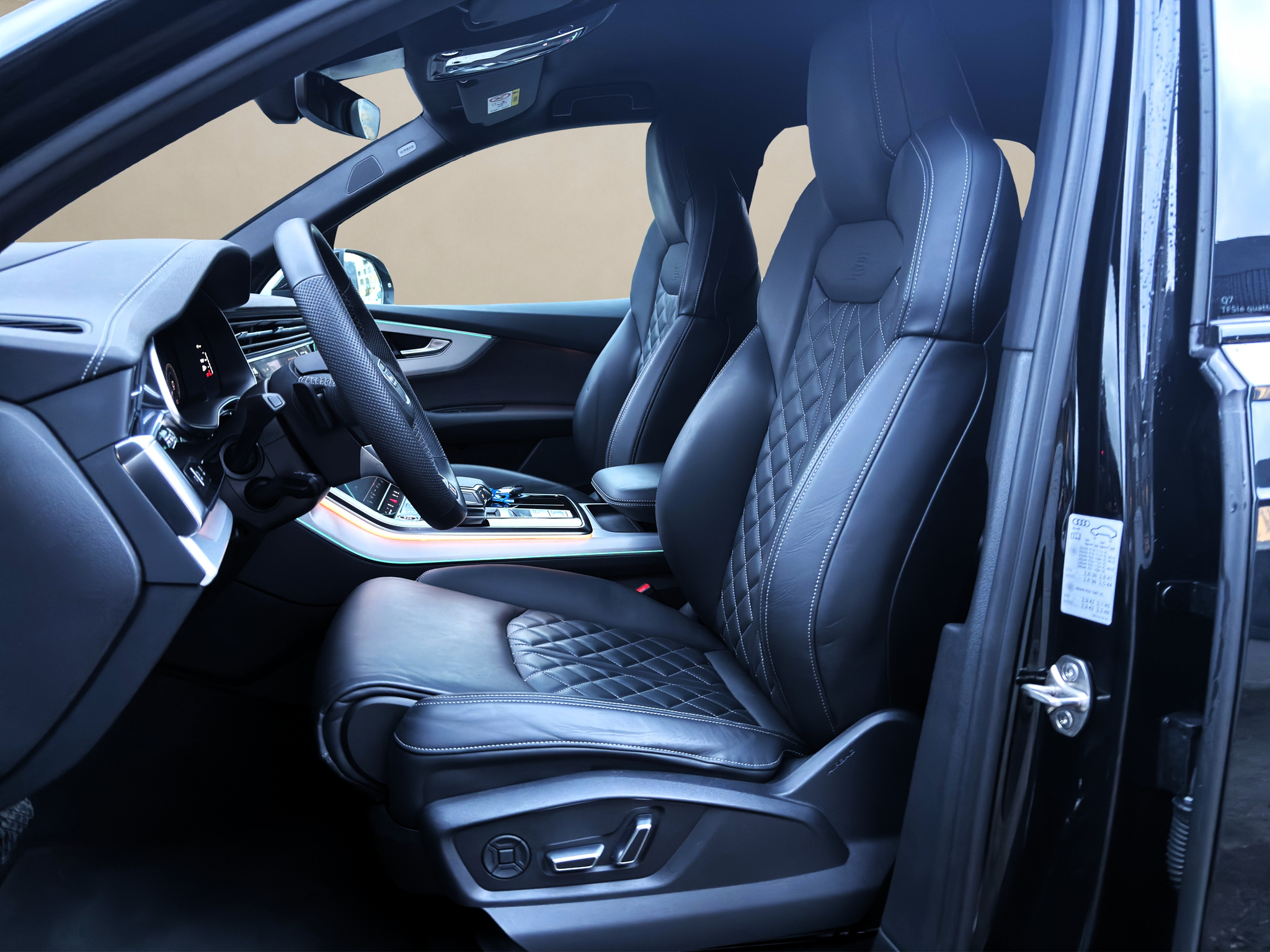 listing desktop thumbnail image 8