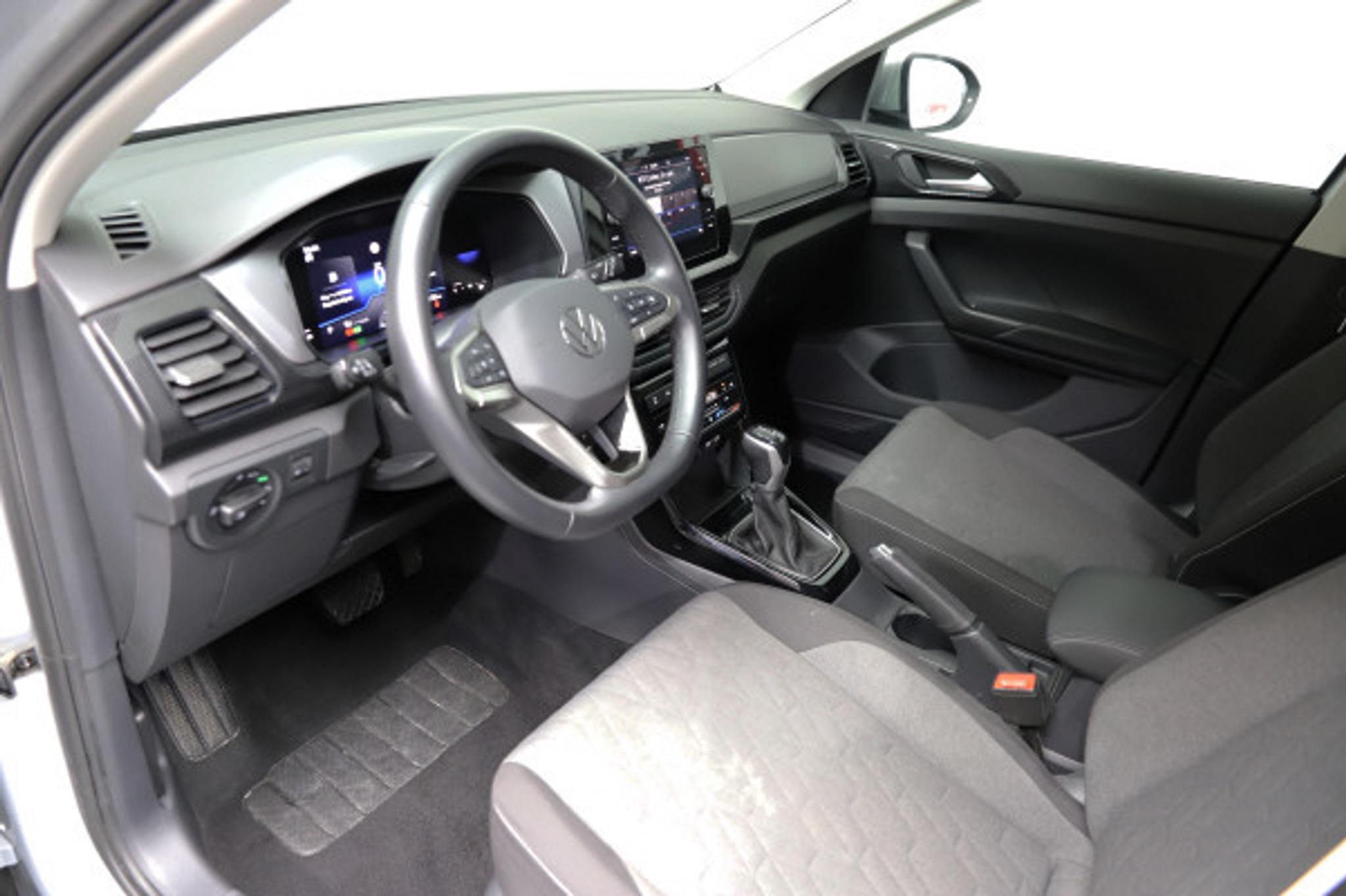 listing desktop thumbnail image 7