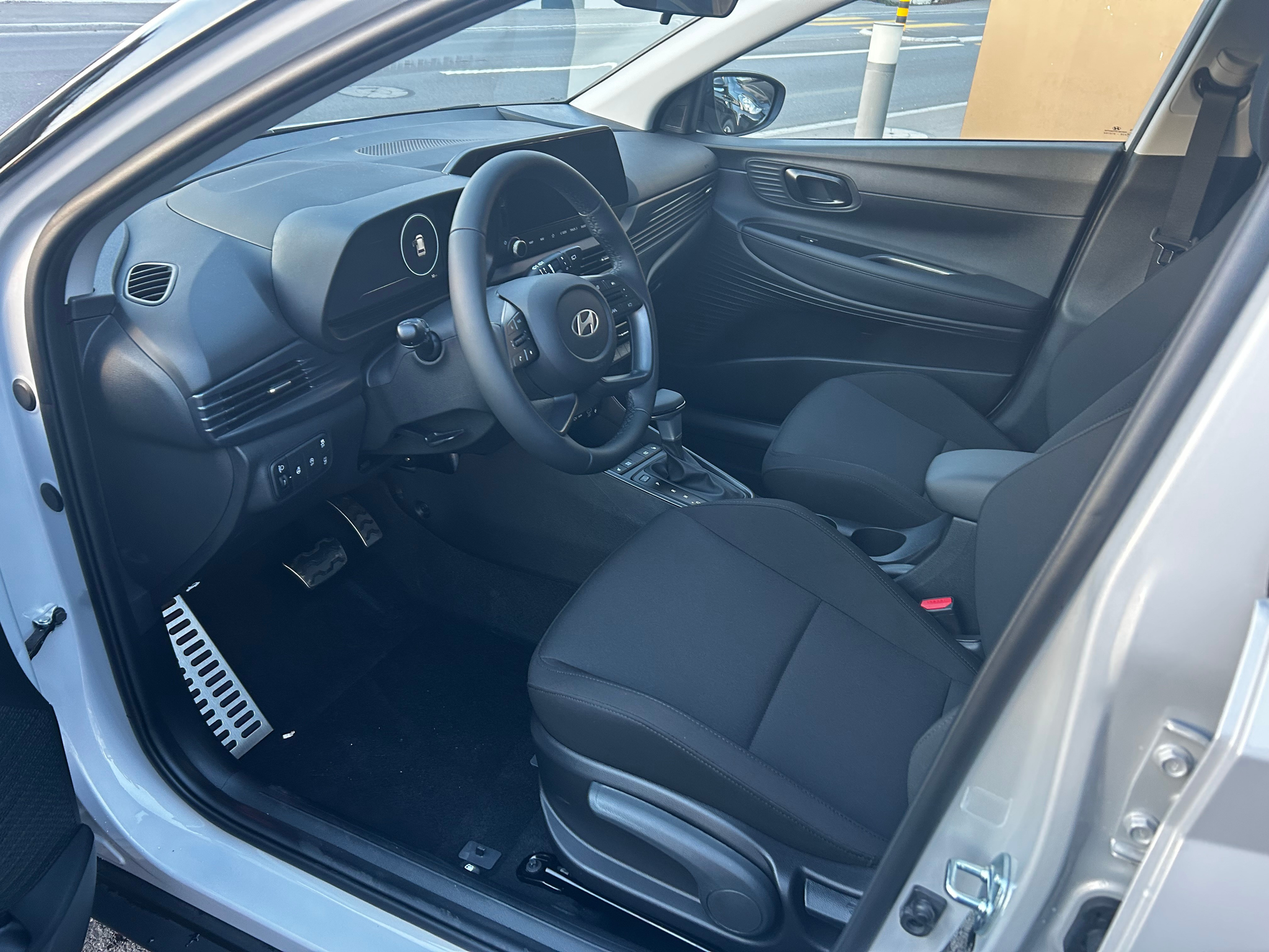 listing desktop thumbnail image 8