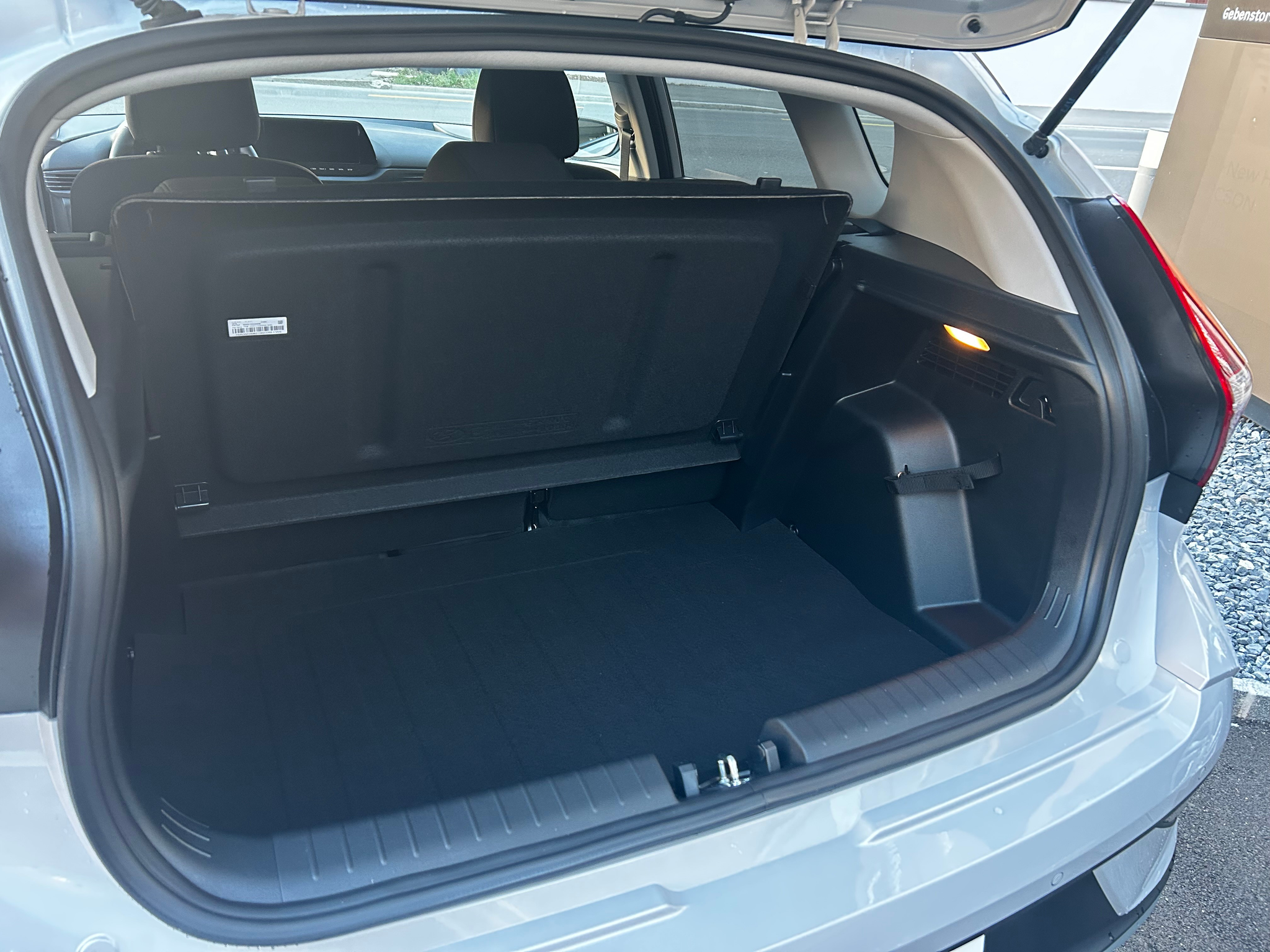 listing desktop thumbnail image 12