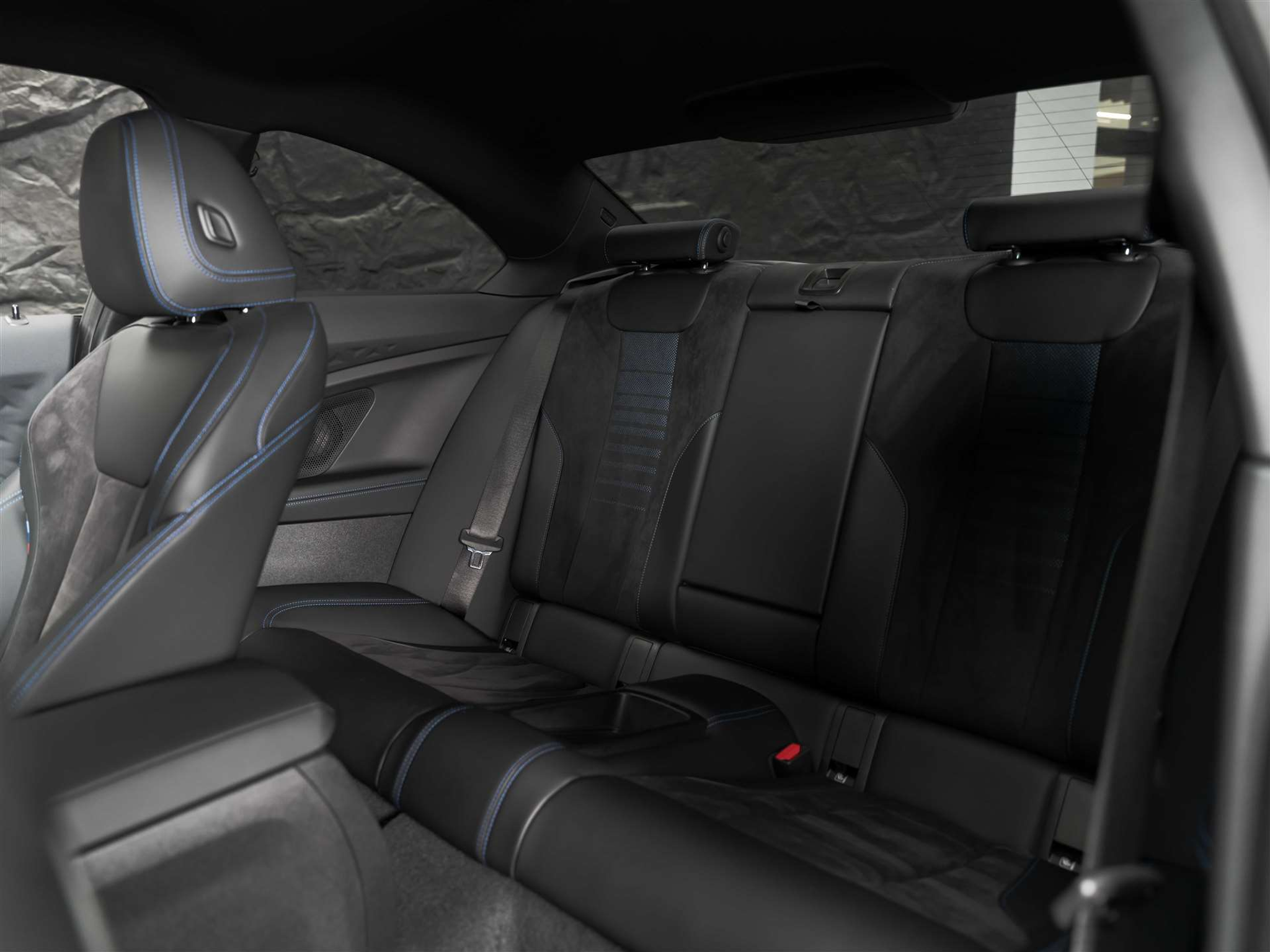 listing desktop thumbnail image 11