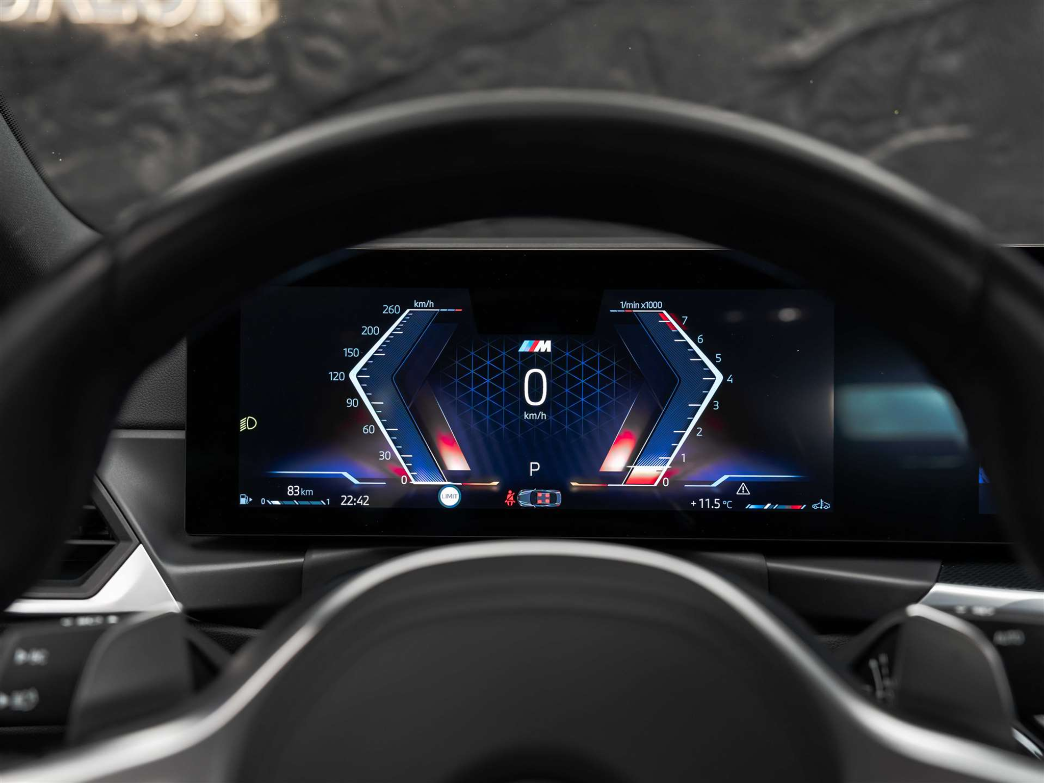 listing desktop thumbnail image 25