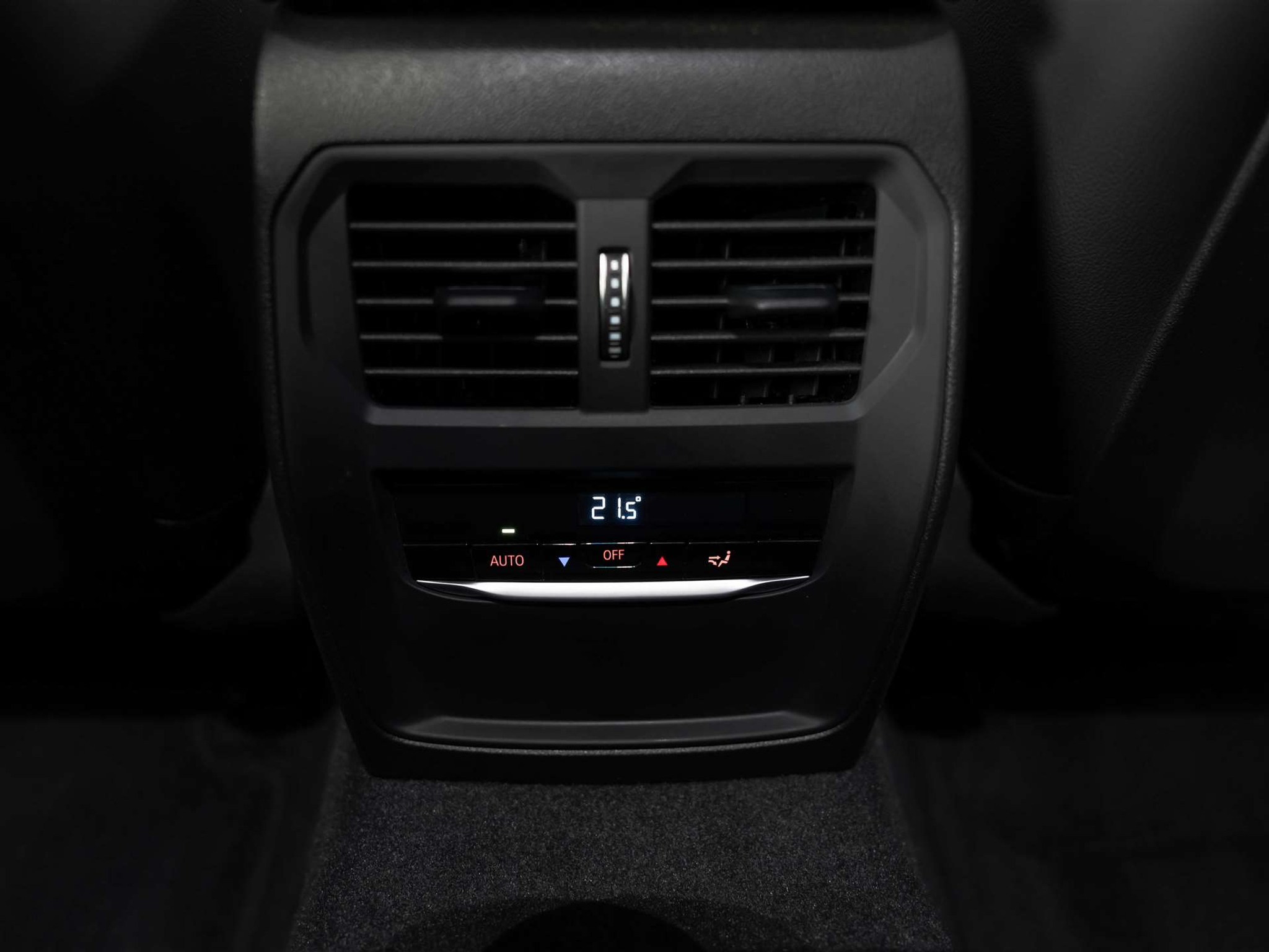 listing desktop thumbnail image 31