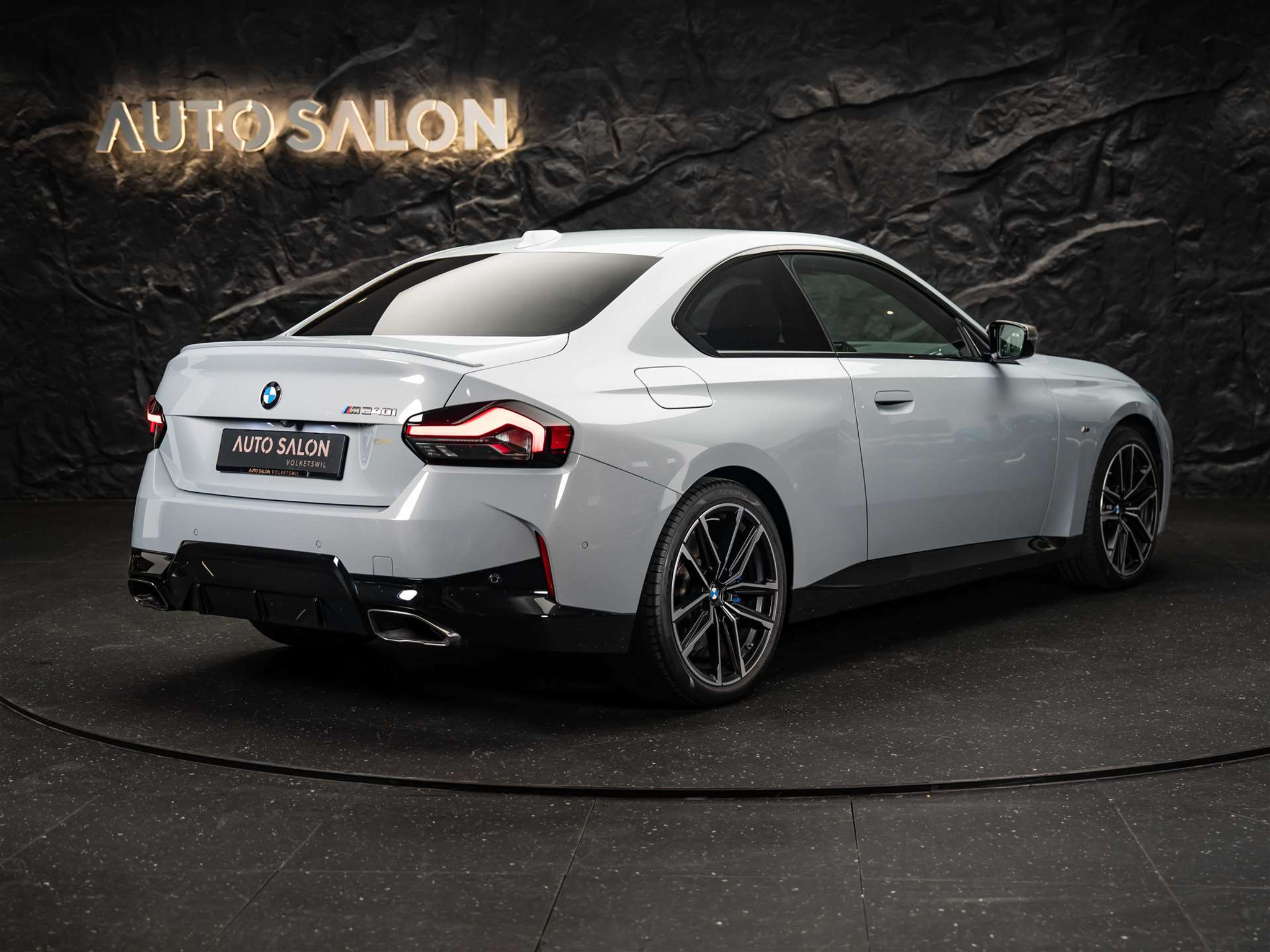 listing desktop thumbnail image 5