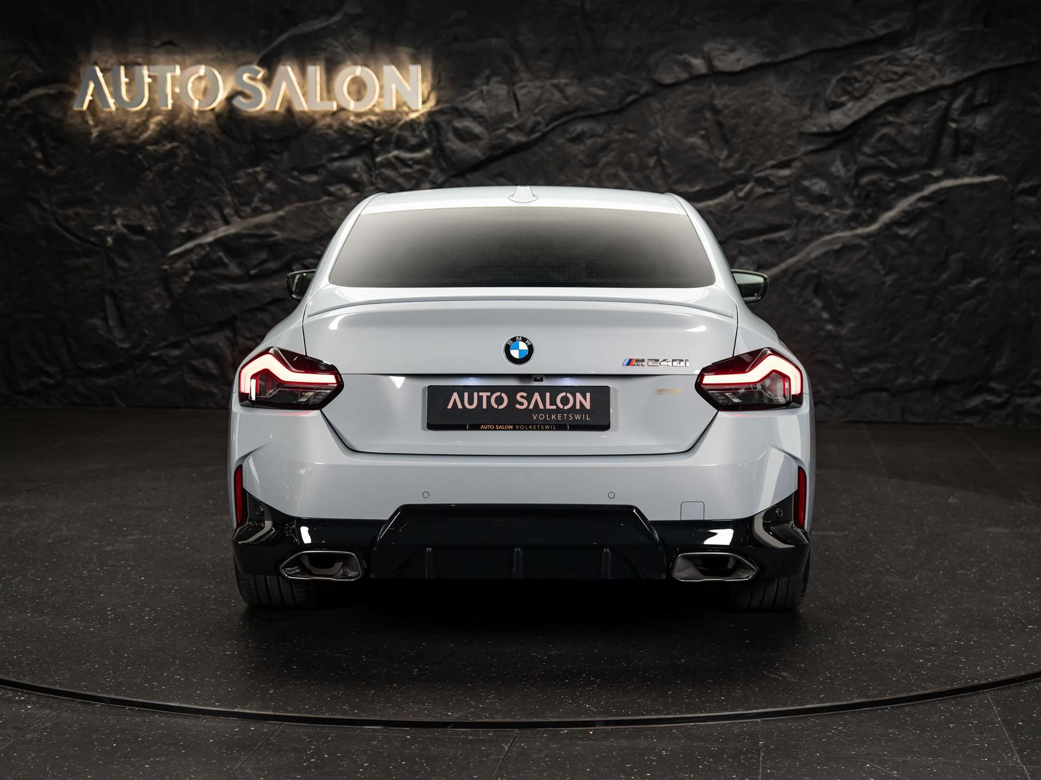 listing desktop thumbnail image 4