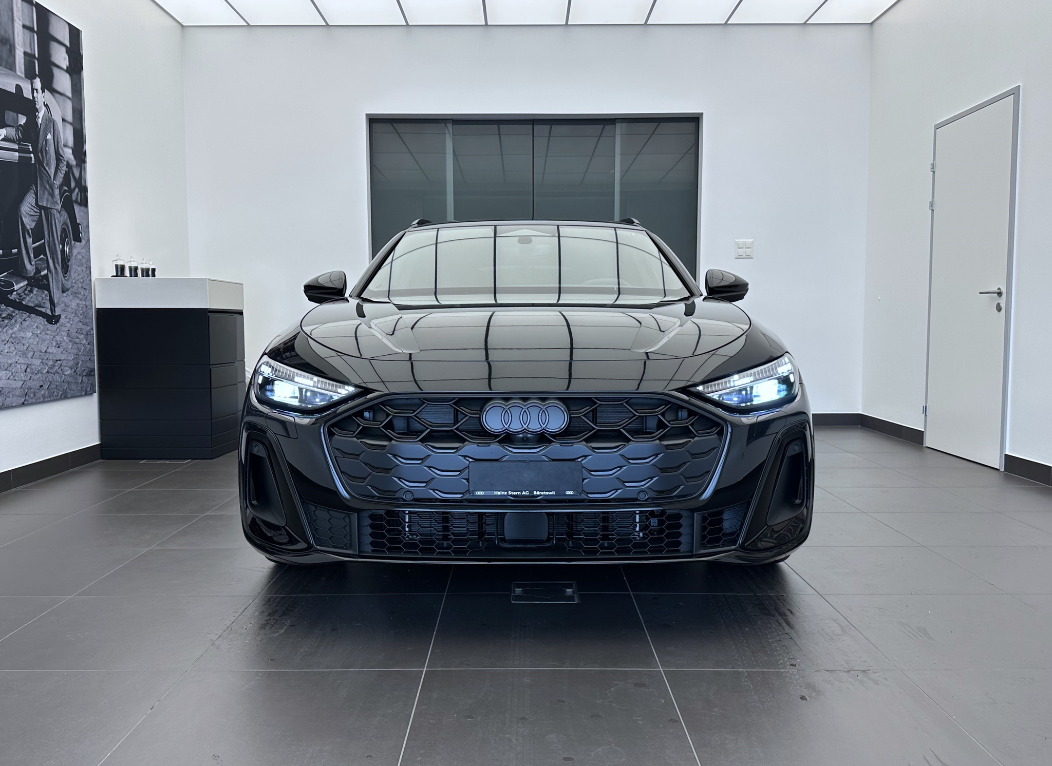 listing desktop thumbnail image 1