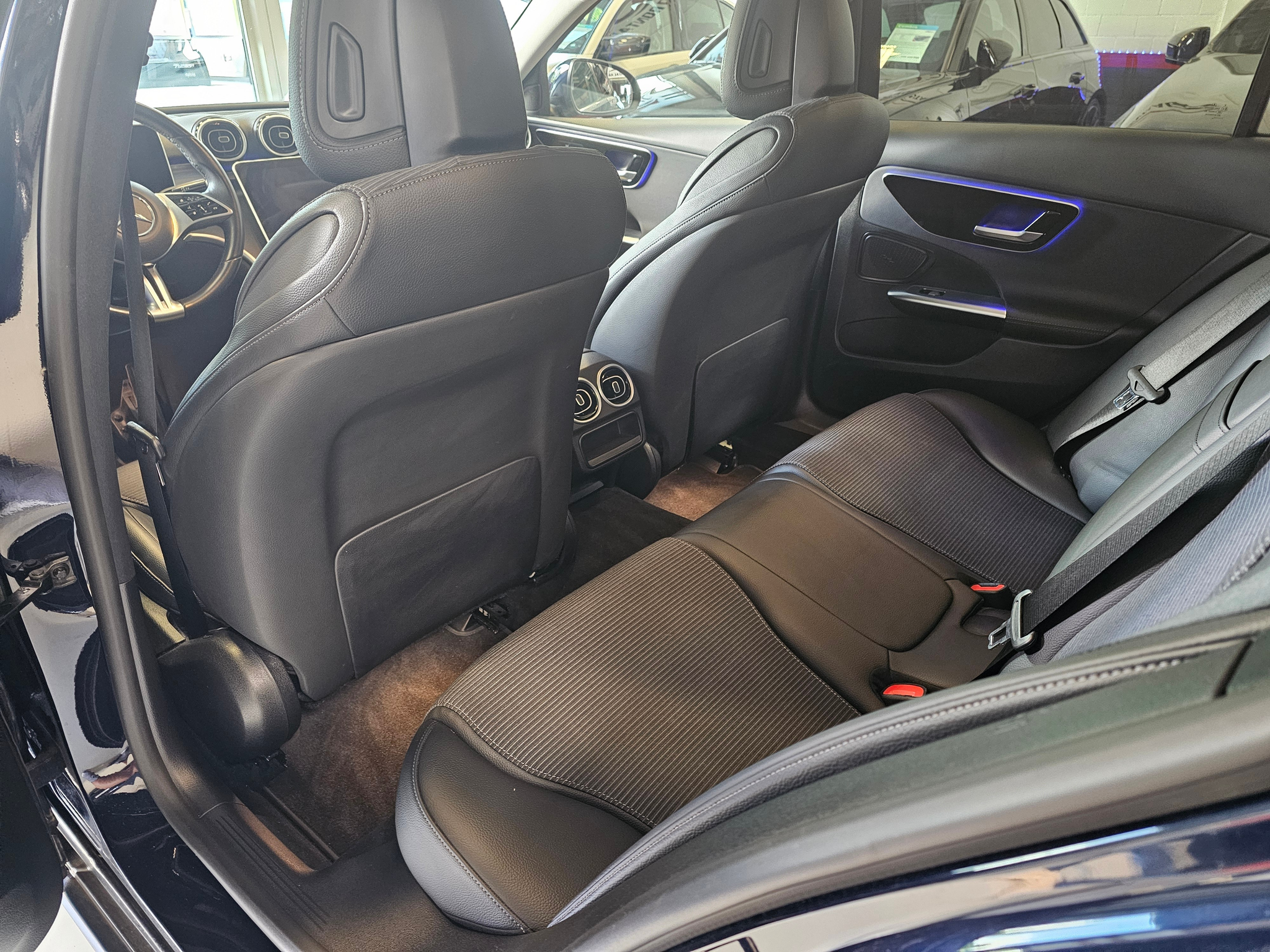 listing desktop thumbnail image 10