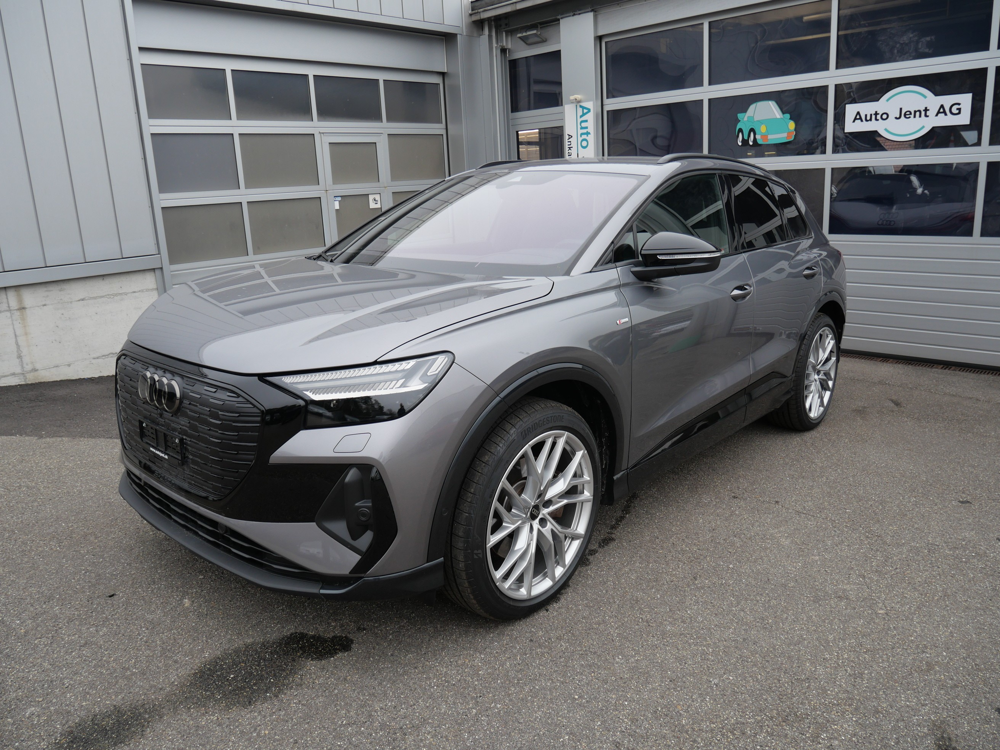 listing desktop thumbnail image 0