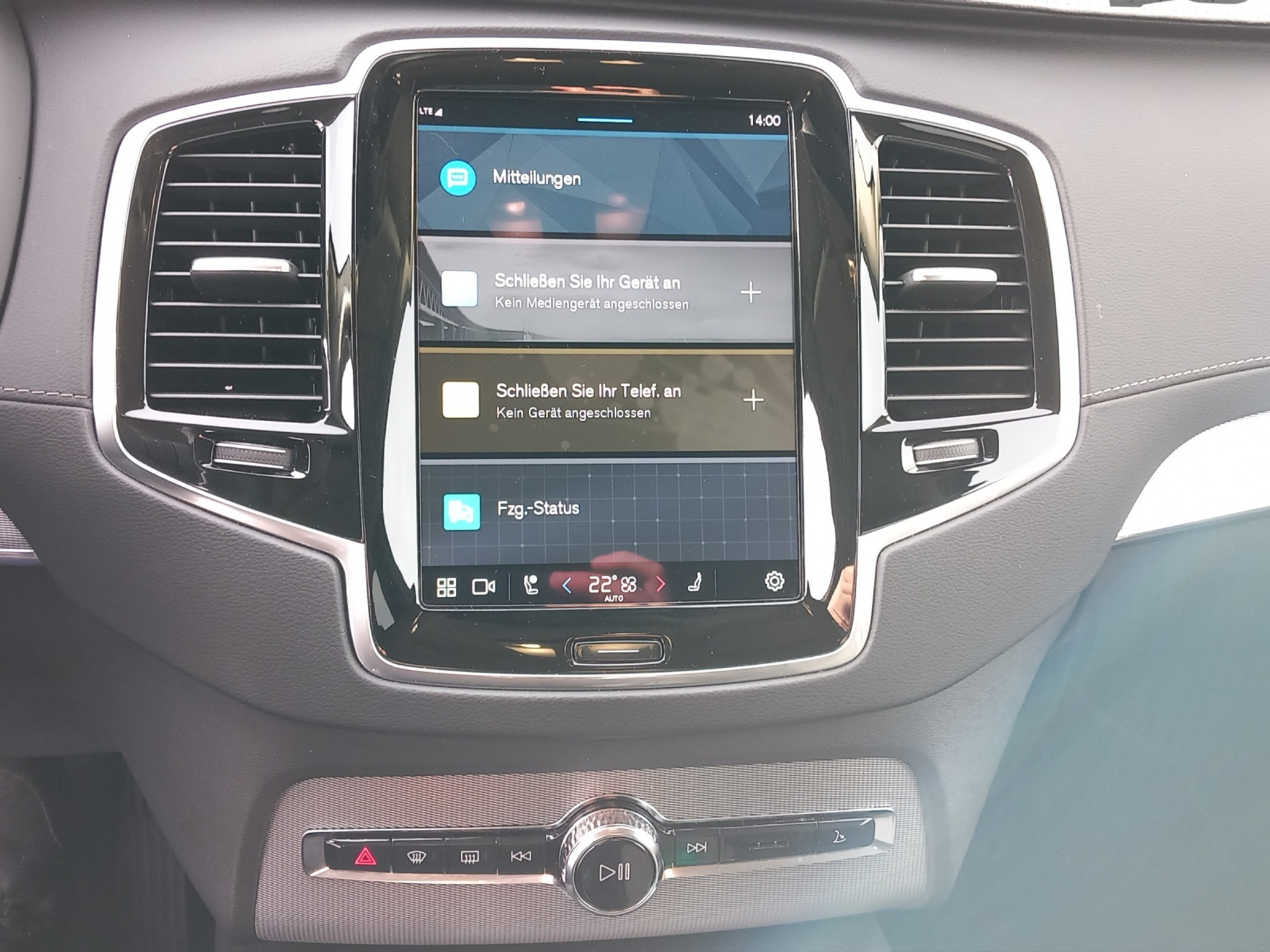 listing desktop thumbnail image 17