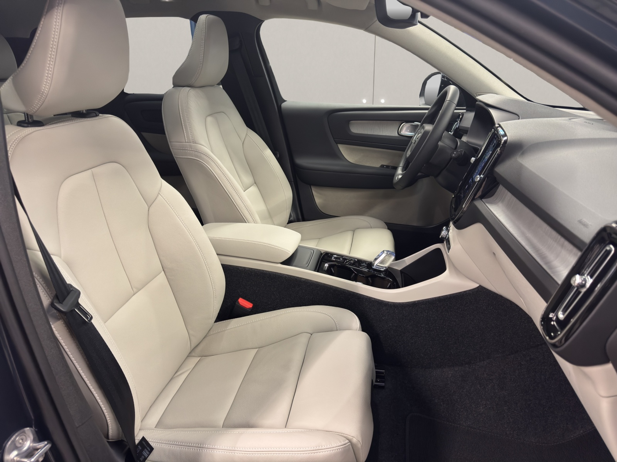 listing desktop thumbnail image 12