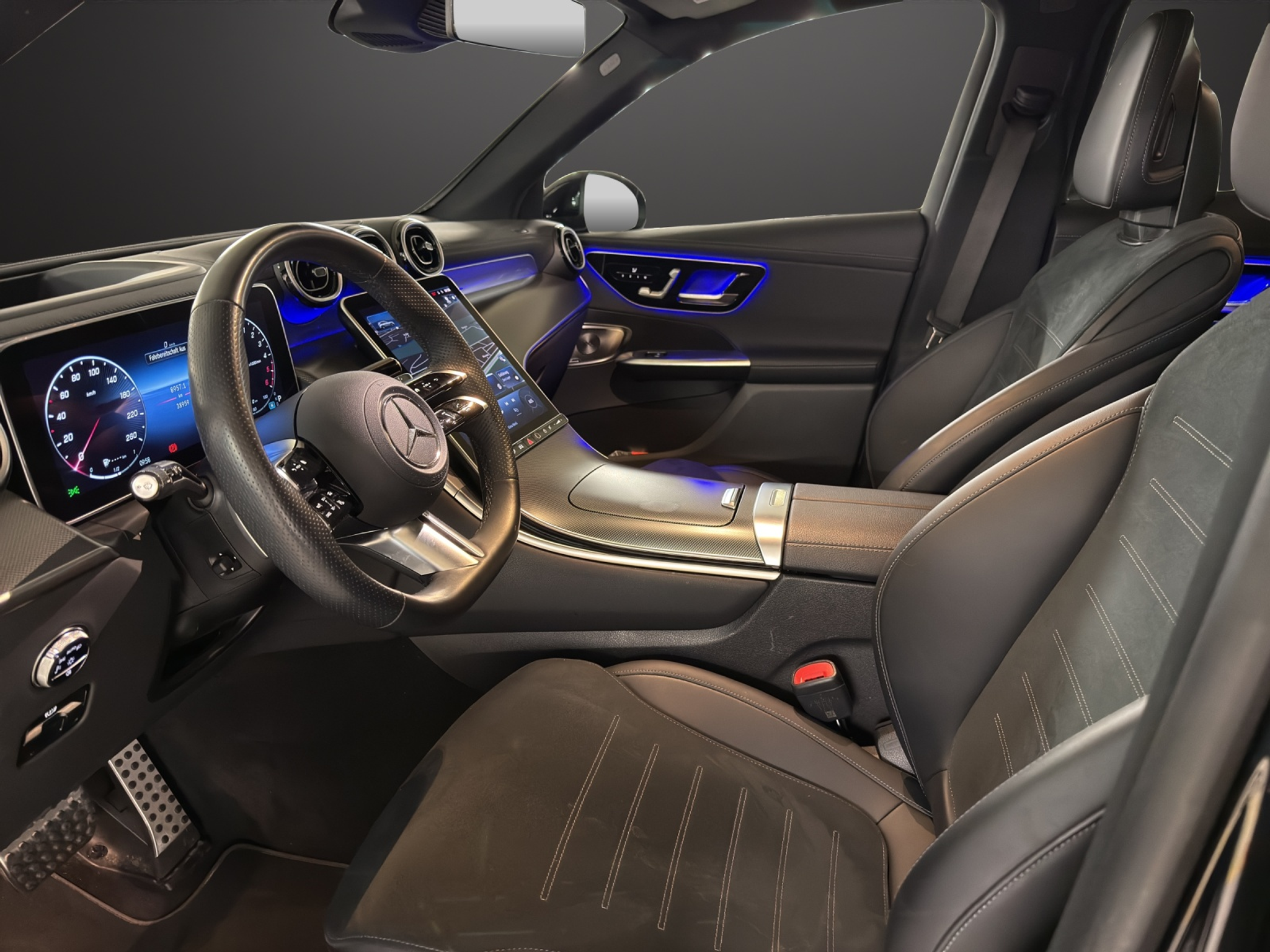 listing desktop thumbnail image 8