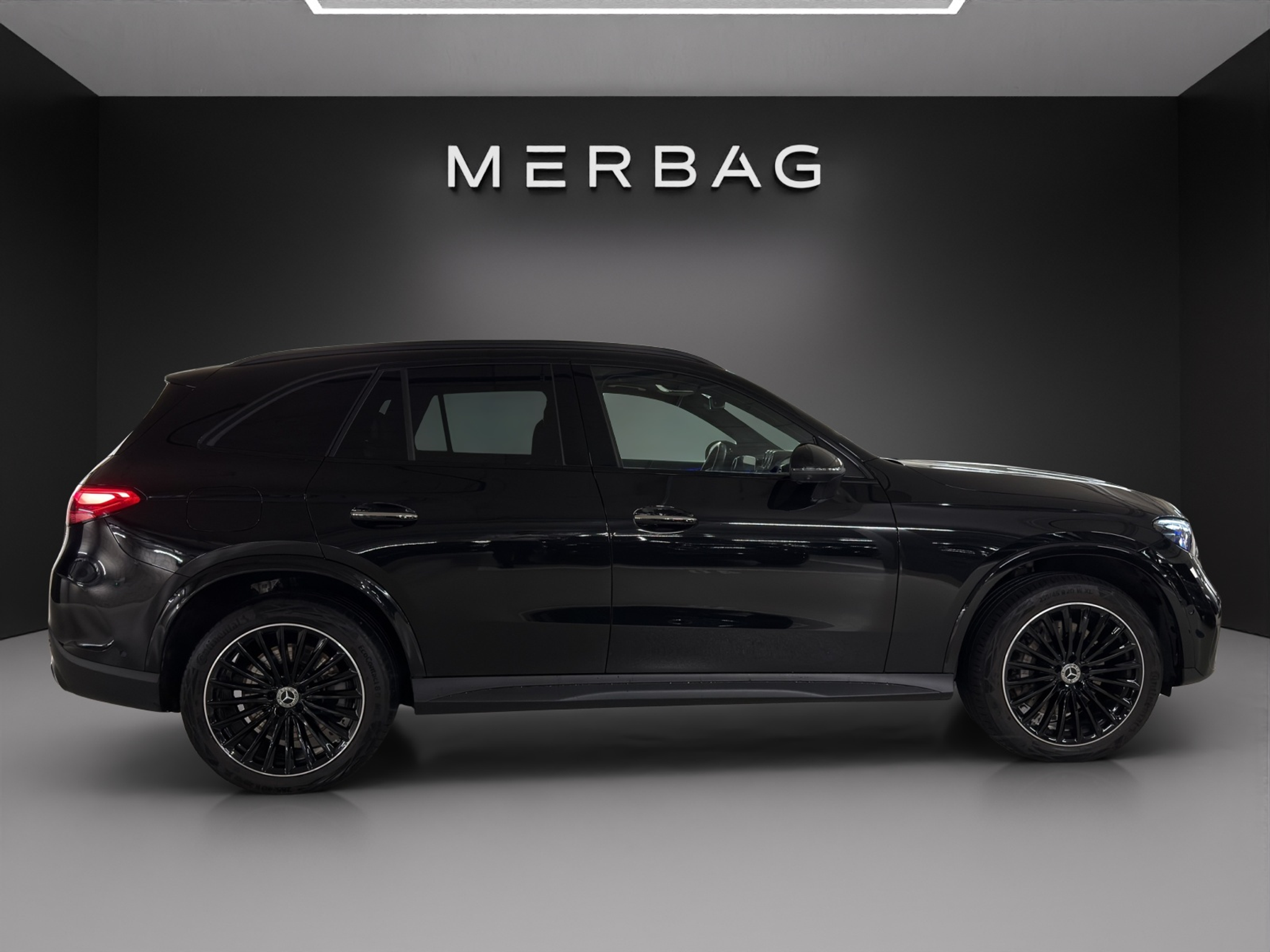 listing desktop thumbnail image 4