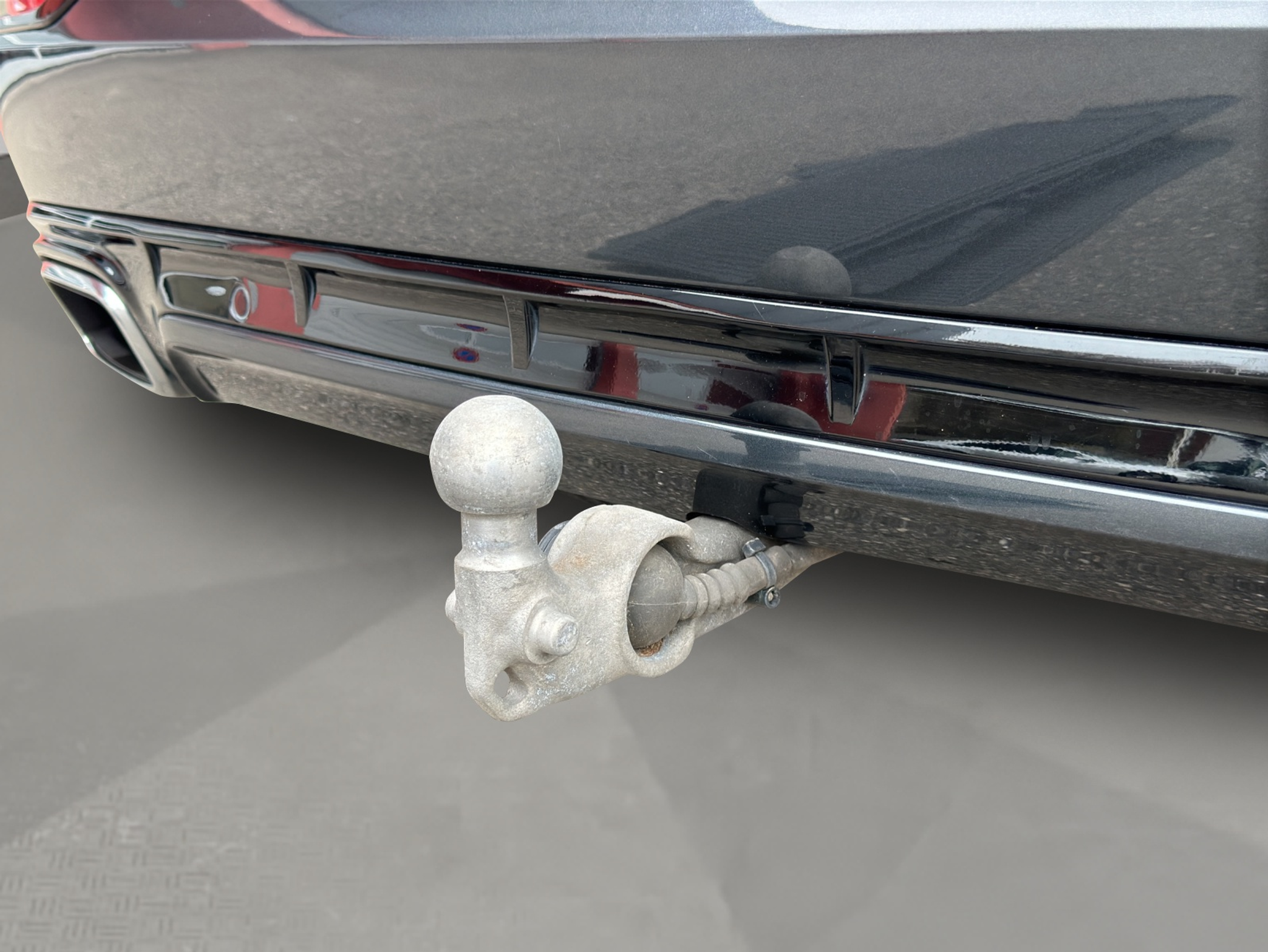 listing desktop thumbnail image 15