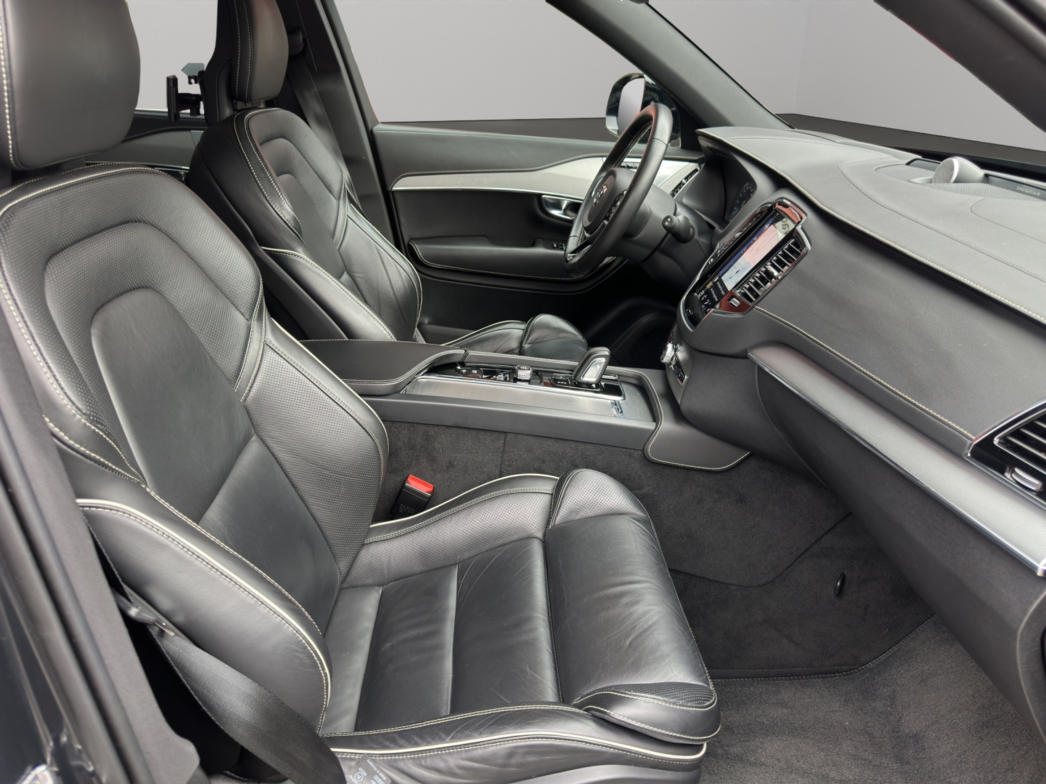 listing desktop thumbnail image 10