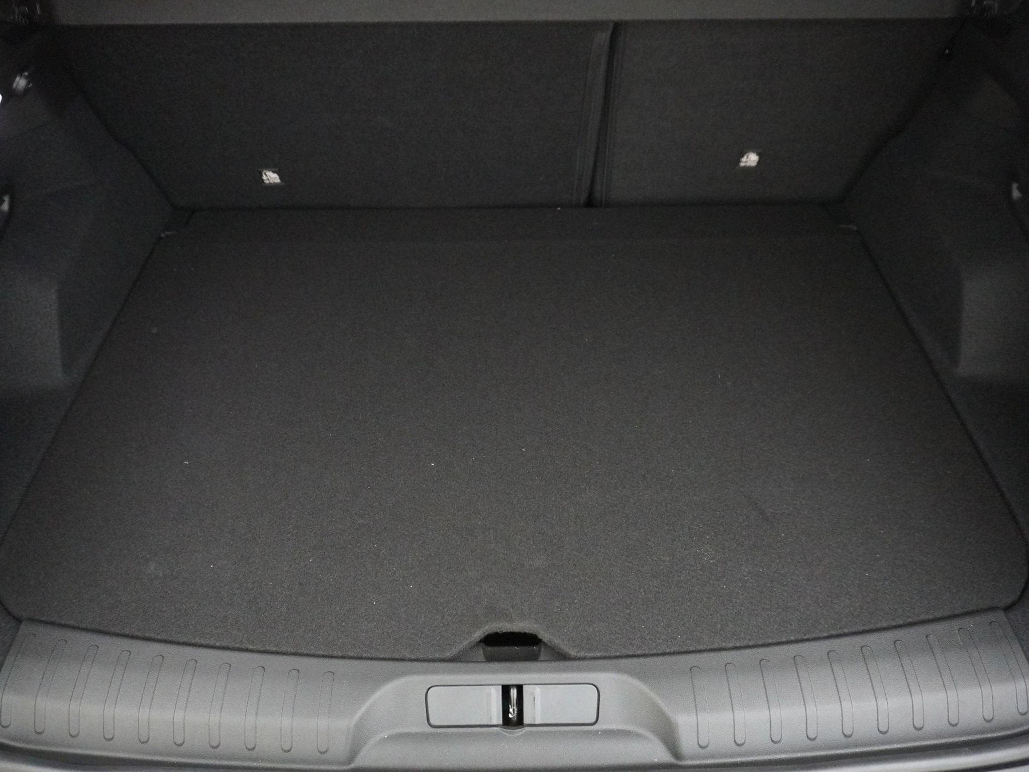 listing desktop thumbnail image 26