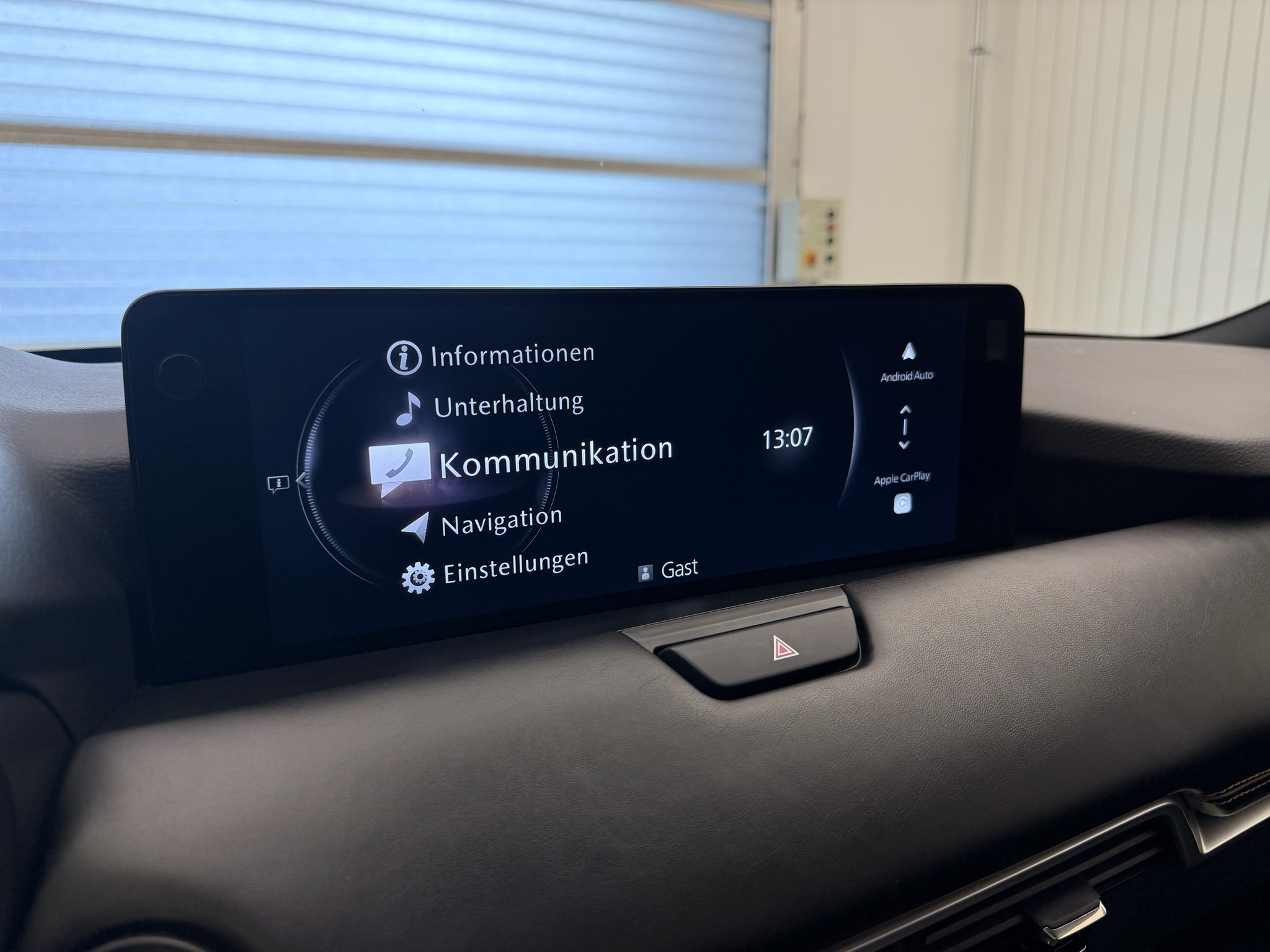 listing desktop thumbnail image 11