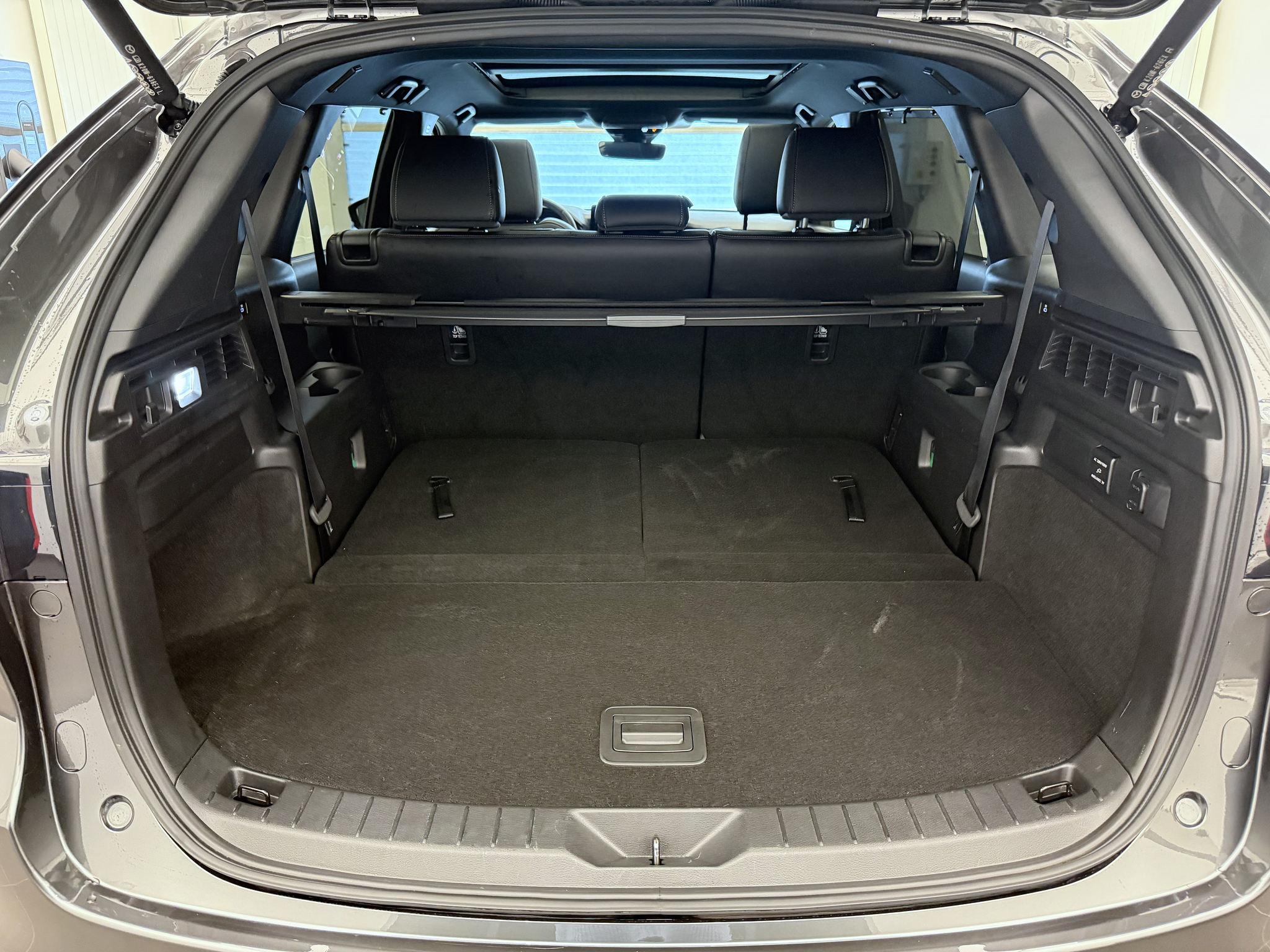 listing desktop thumbnail image 19