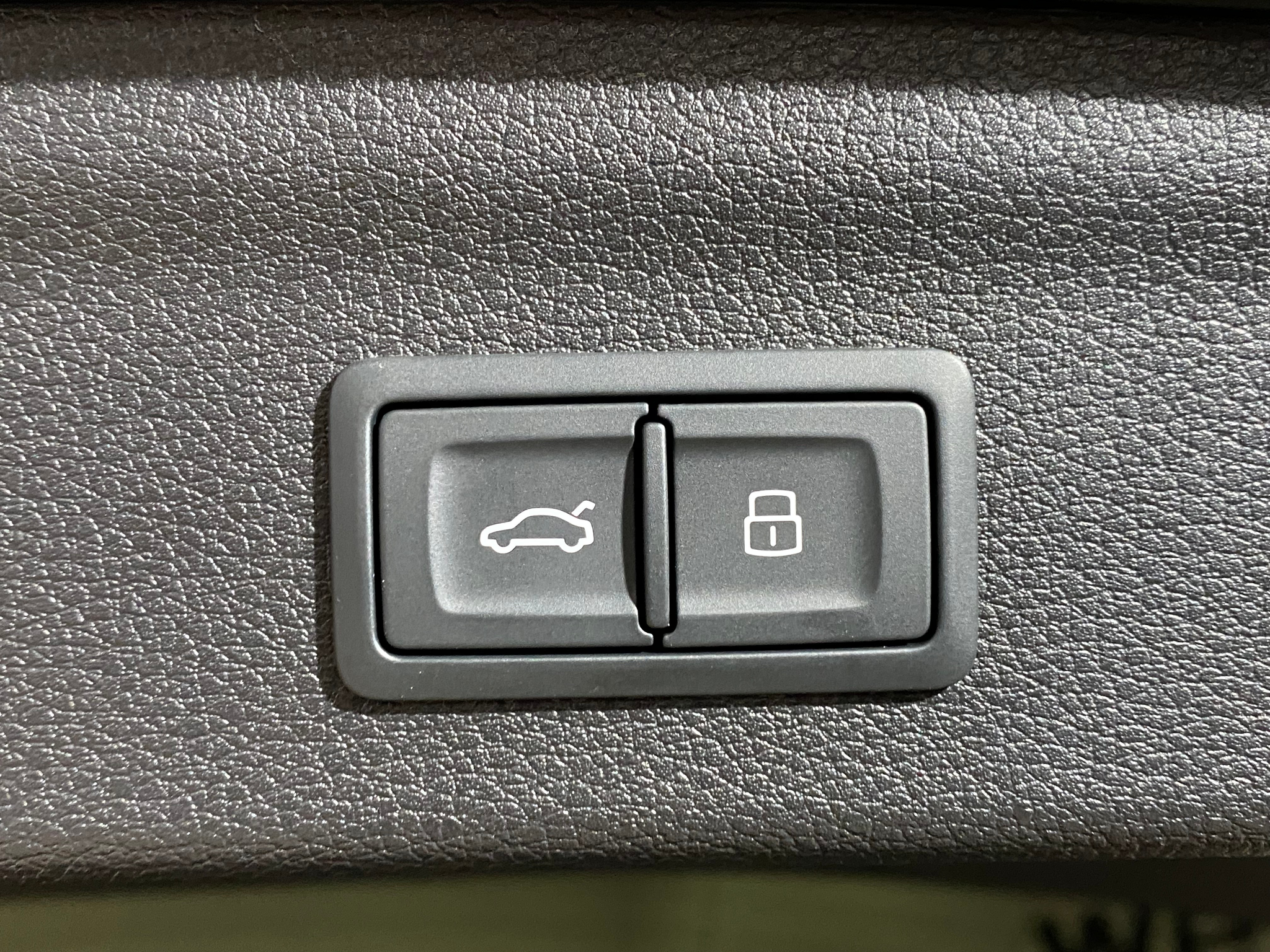 listing desktop thumbnail image 8