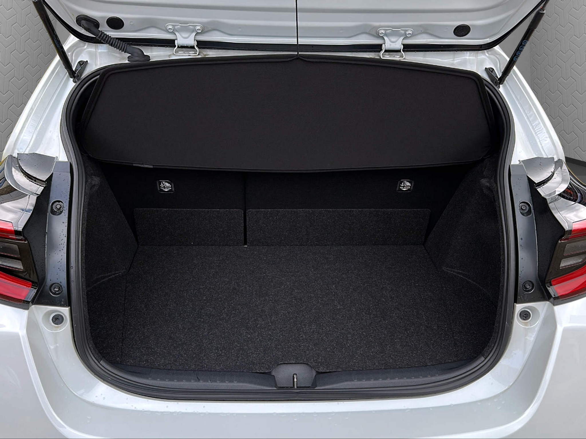 listing desktop thumbnail image 13