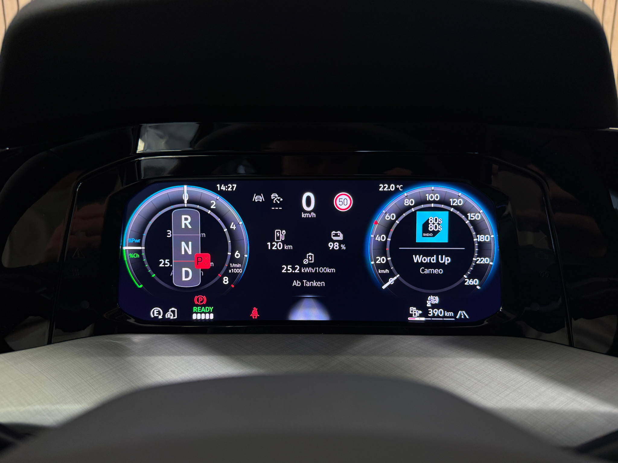 listing desktop thumbnail image 6