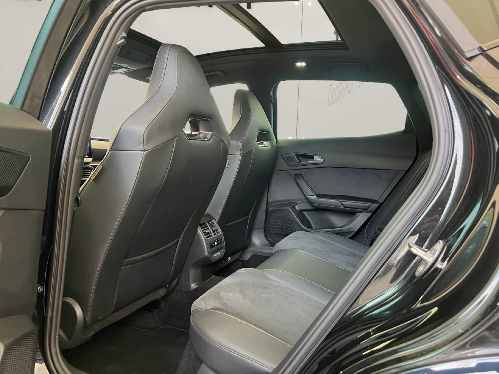 listing desktop thumbnail image 19