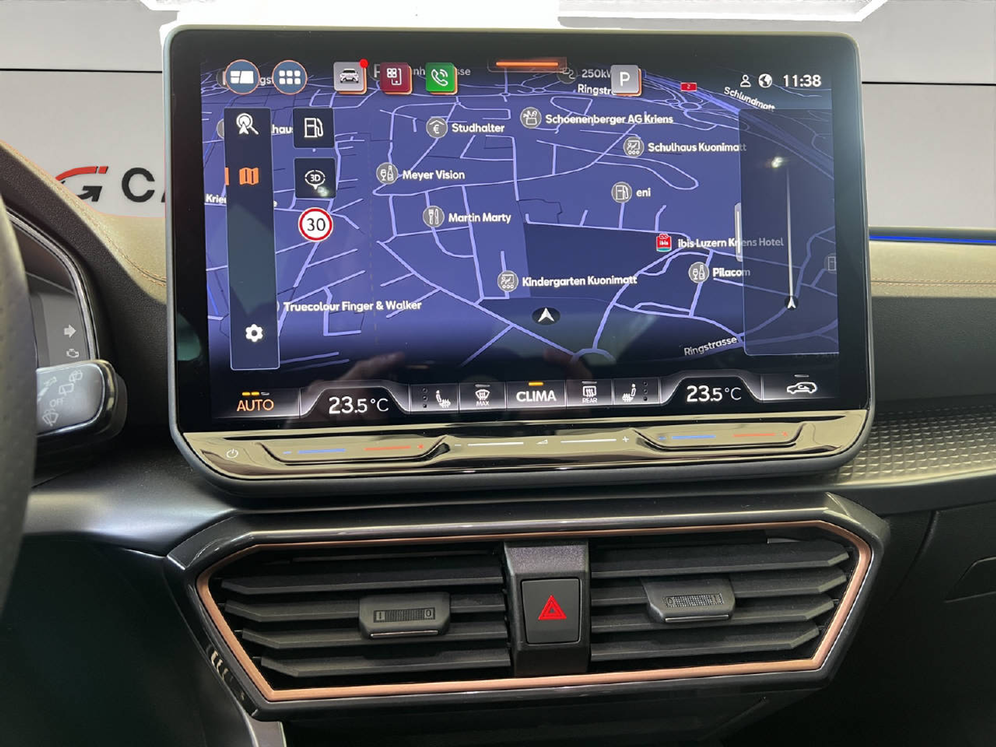 listing desktop thumbnail image 15