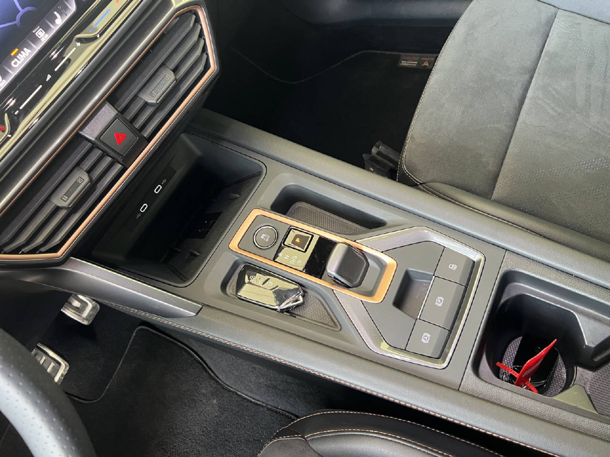 listing desktop thumbnail image 17