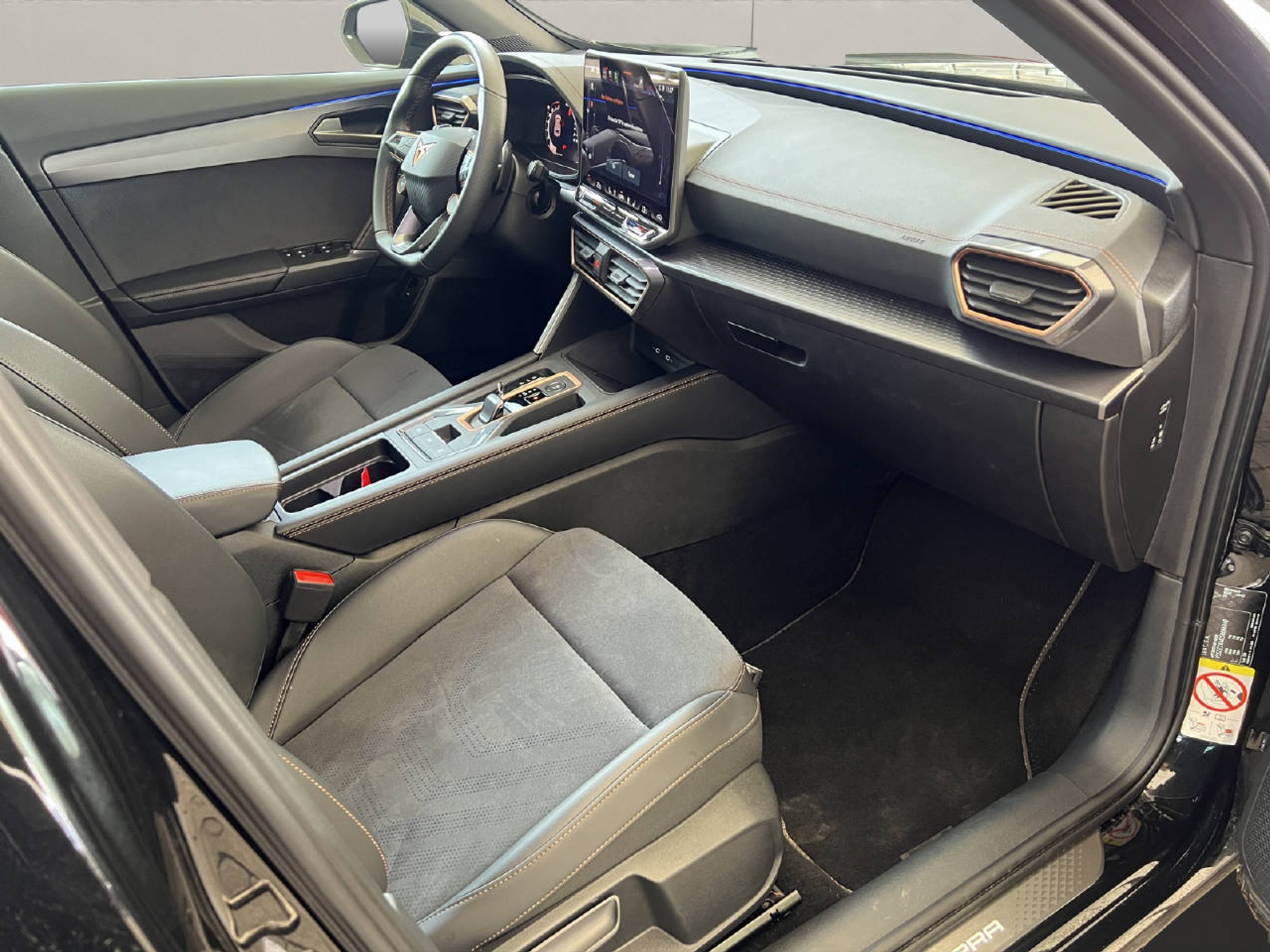 listing desktop thumbnail image 11