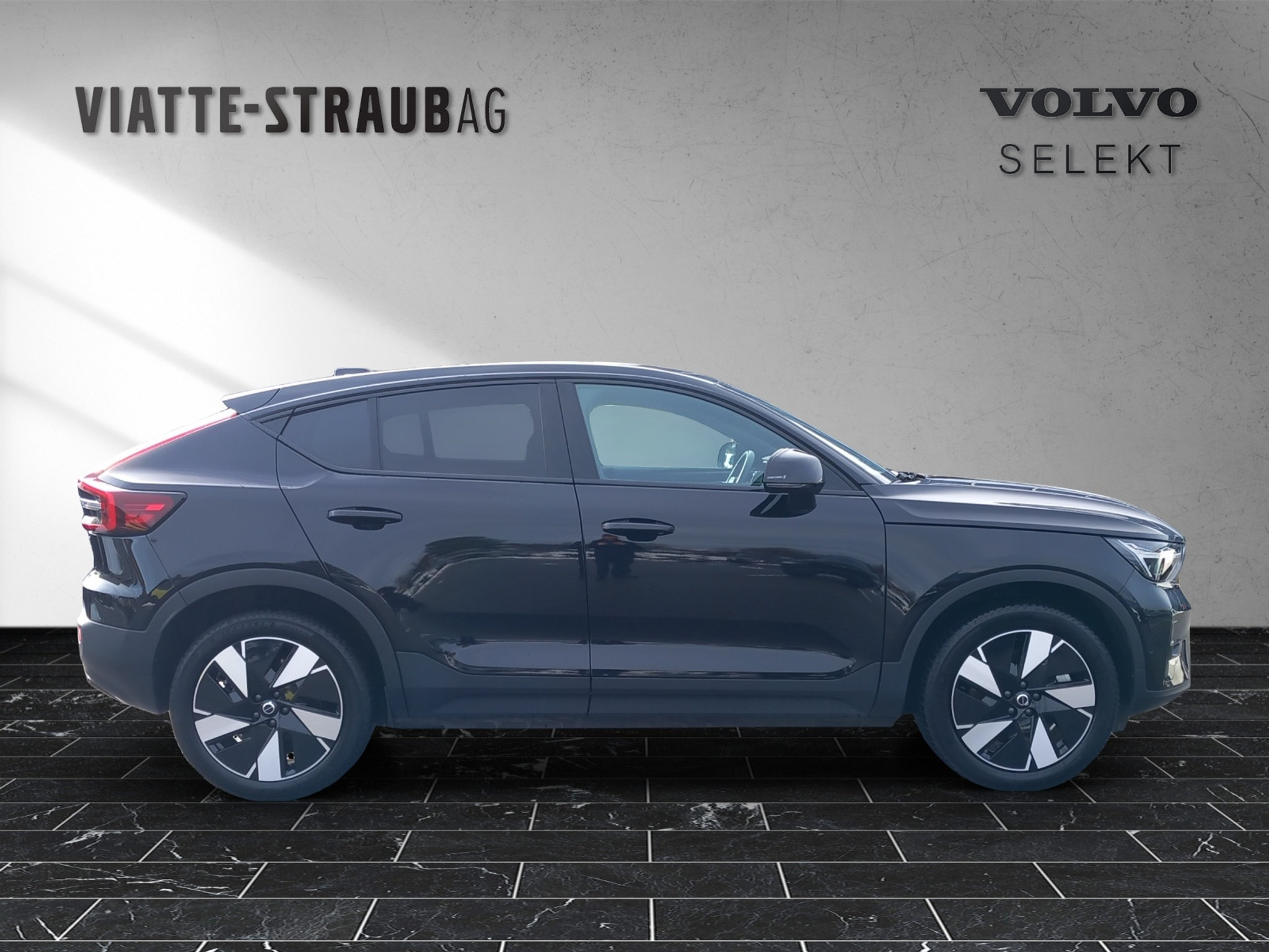 listing desktop thumbnail image 7