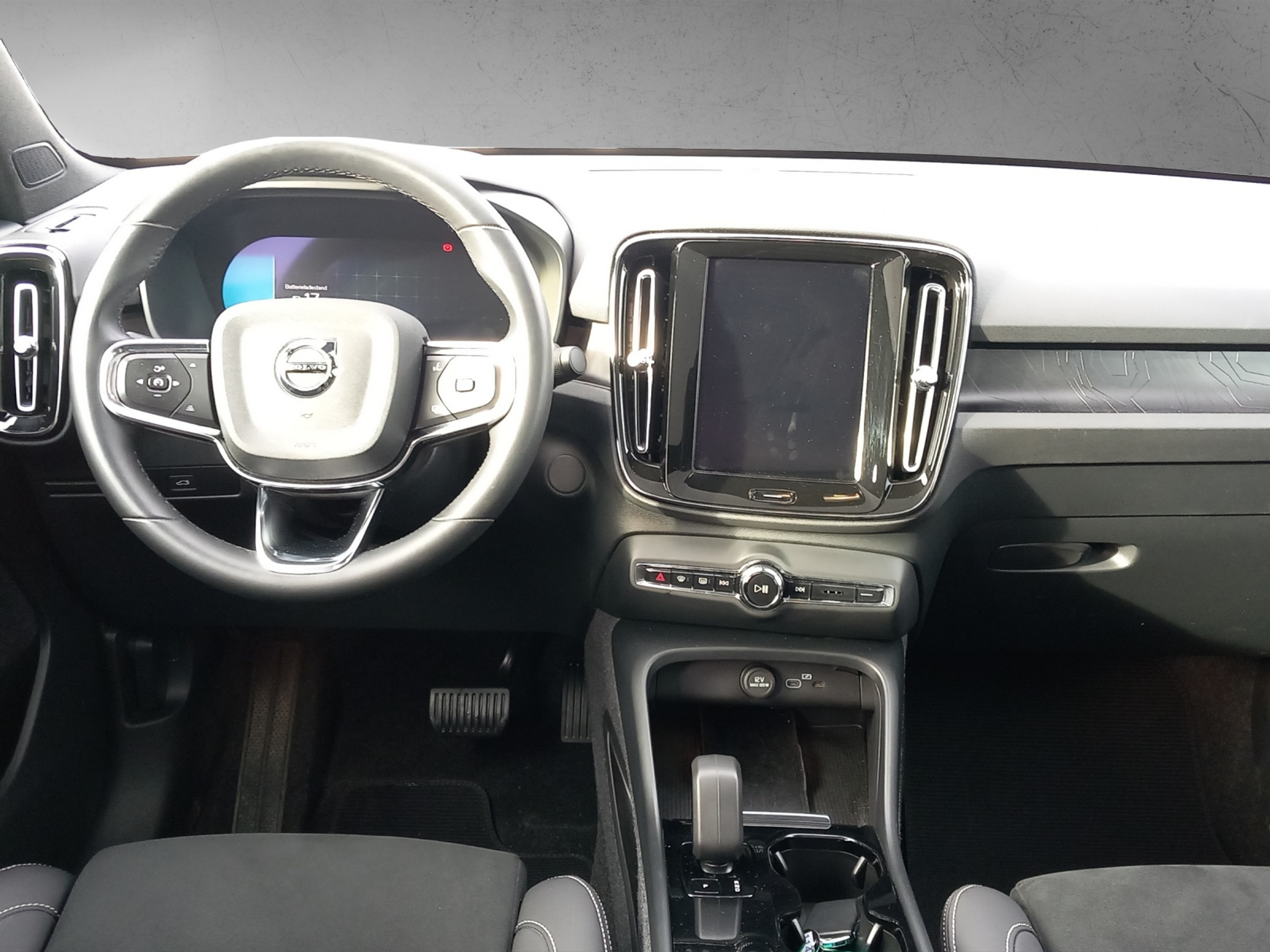 listing desktop thumbnail image 16