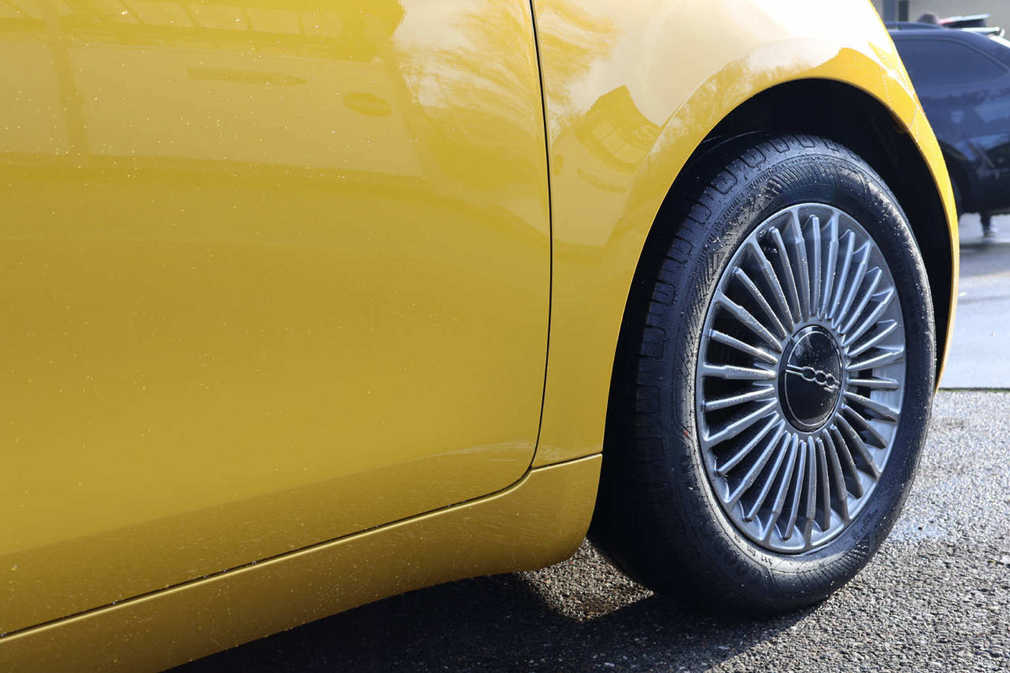 listing desktop thumbnail image 8