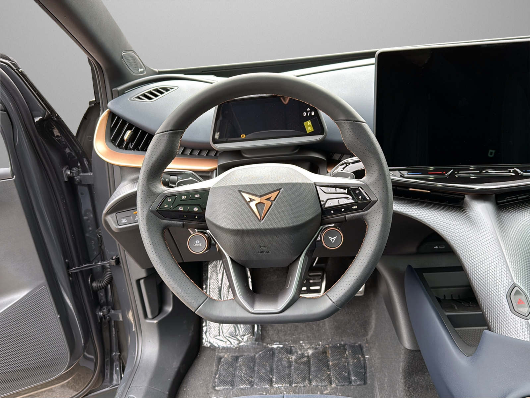 listing desktop thumbnail image 7