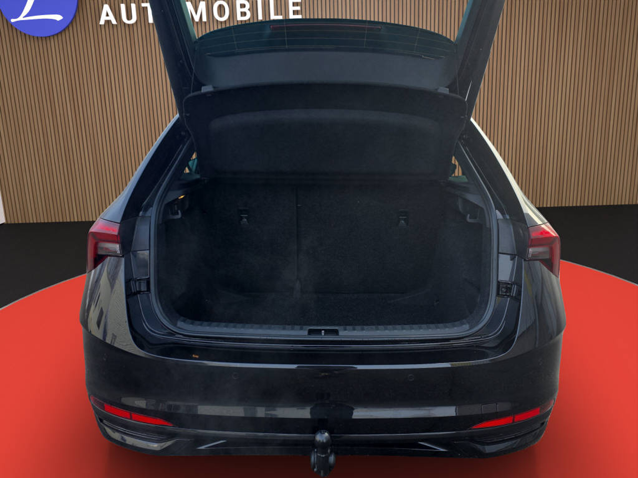 listing desktop thumbnail image 17