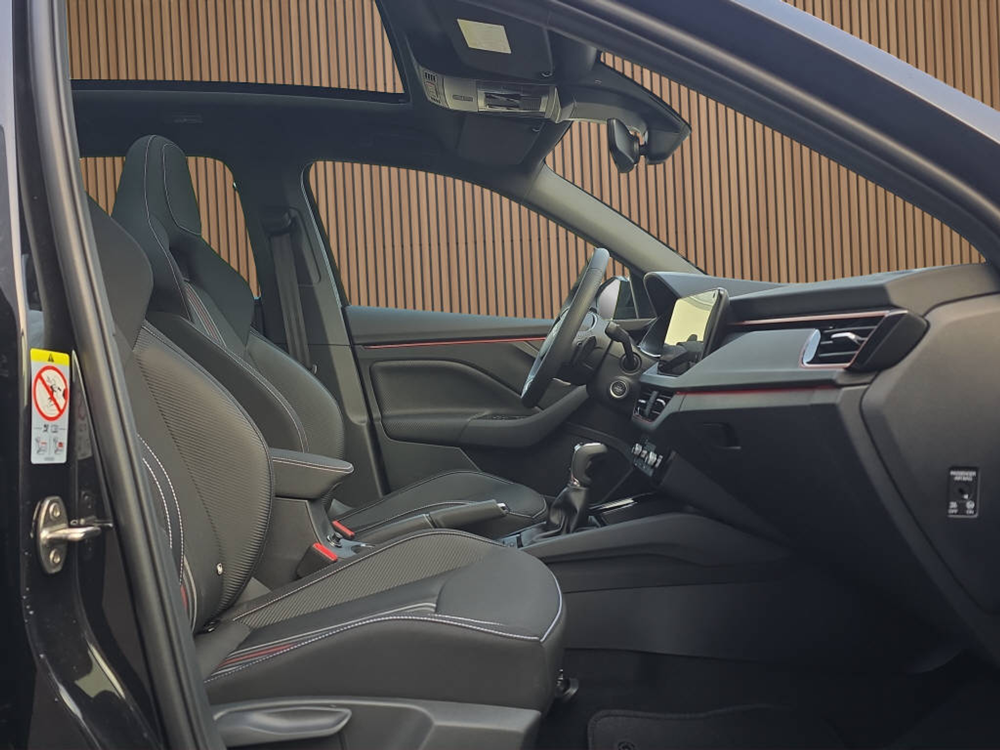 listing desktop thumbnail image 20