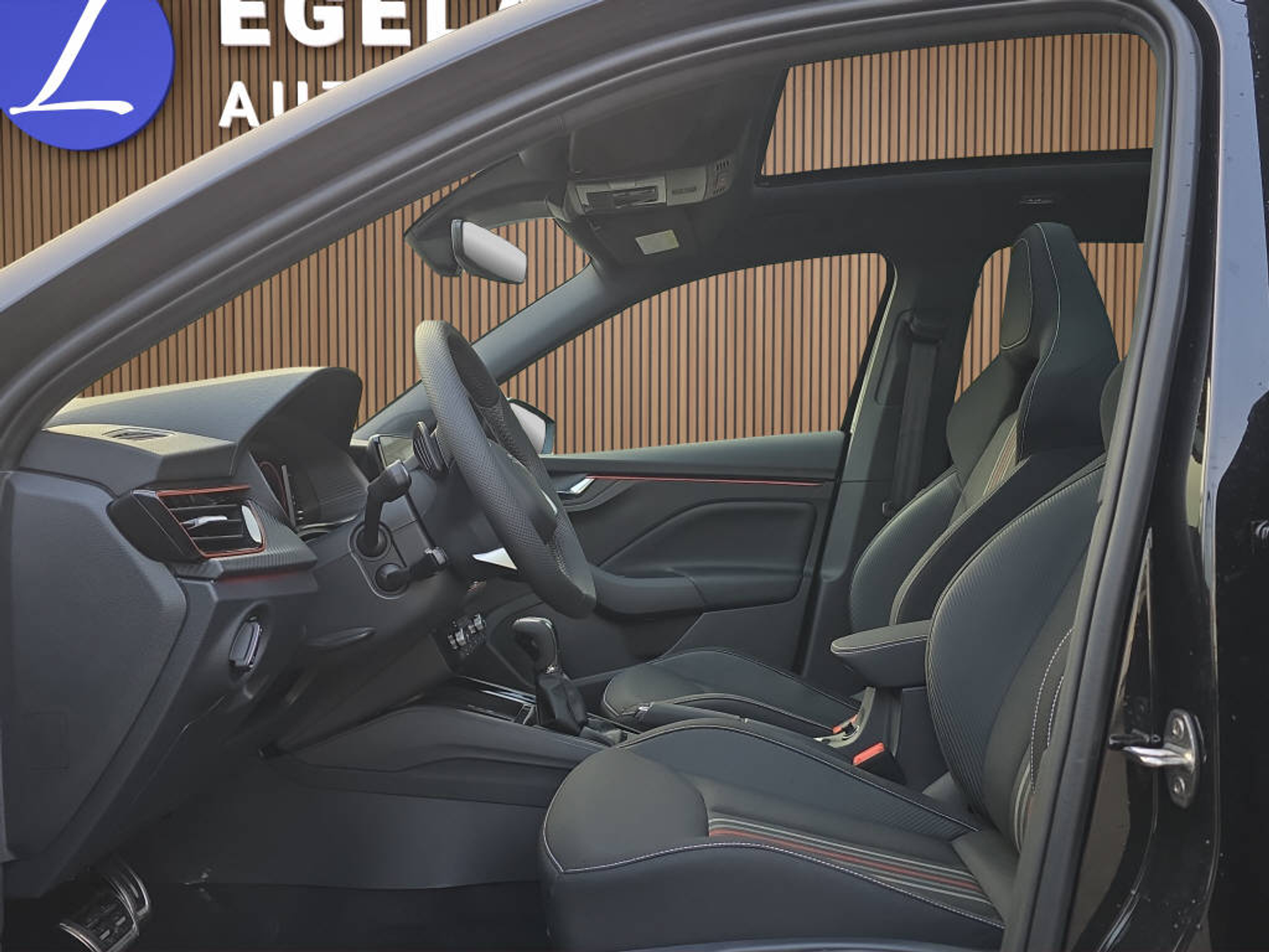 listing desktop thumbnail image 19